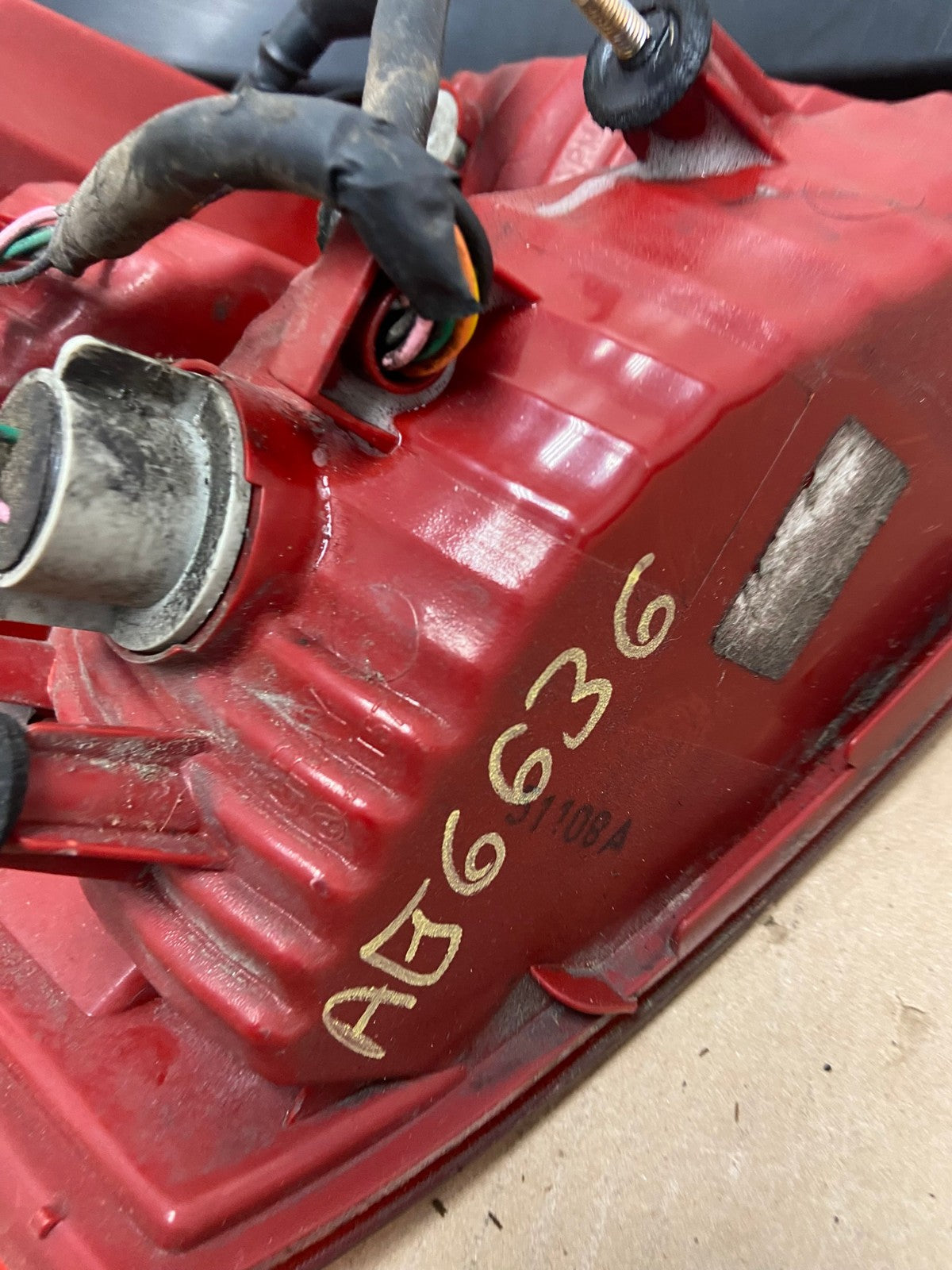 2006-2011 Hyundai Accent Sedan Right Passenger Side Rh Tail Light AG6636 LK6