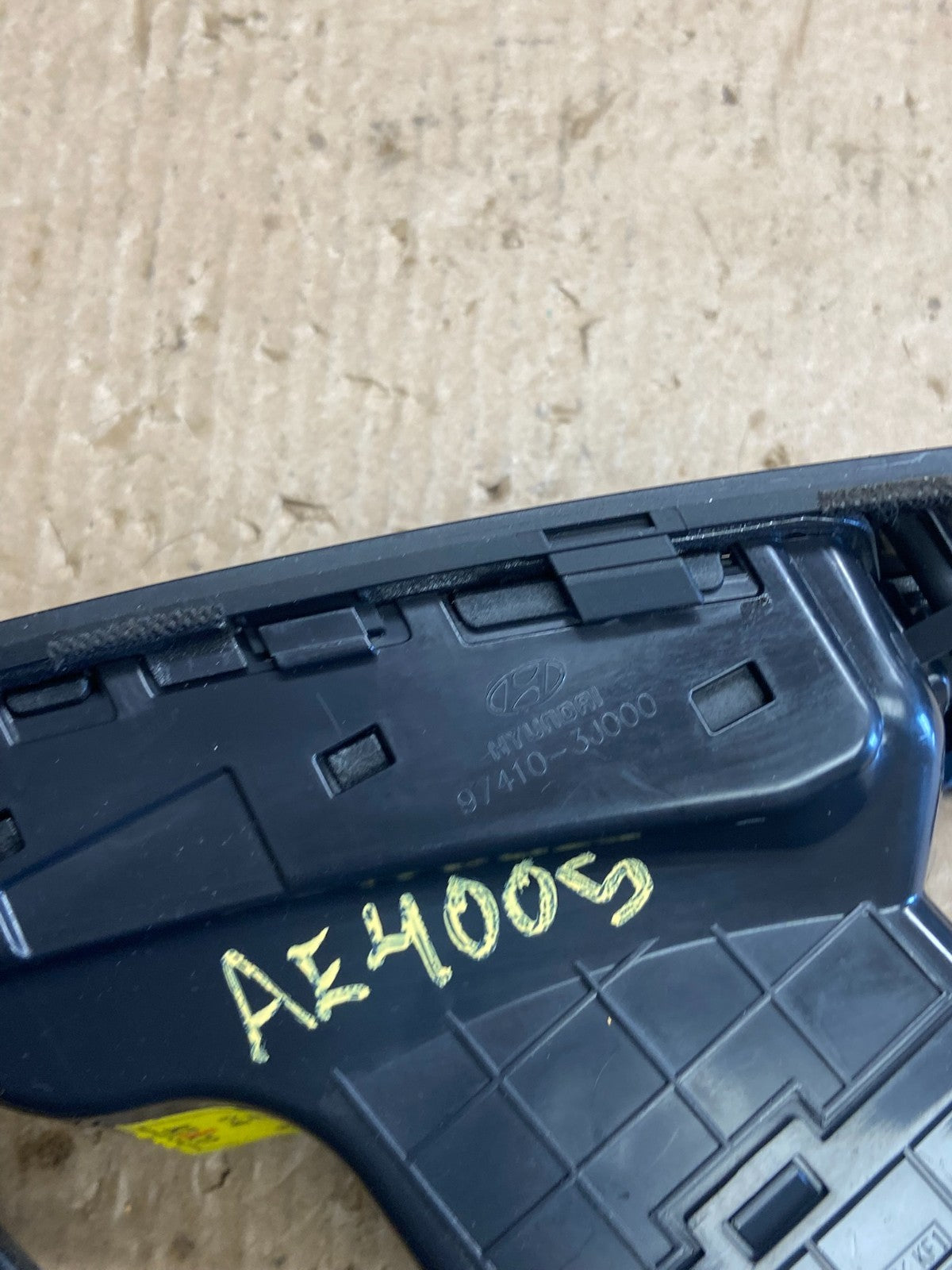 2007-2012 Hyundai Veracruz Left Driver LH Dash AC Air Vent Trim Panel ae4005 DG7