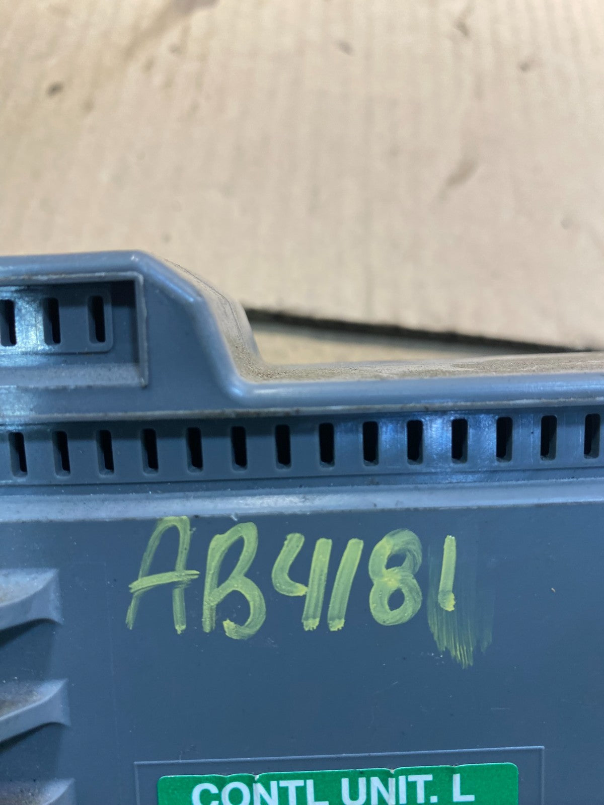 2008 - 2010 Honda Odyssey Rear Left Driver LH Sliding Door Module AB4181 DG3
