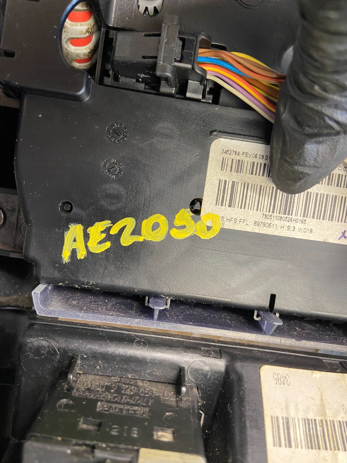 2008 to 2010 Mini Cooper Center Dash Climate Window Control AE2050 DG6