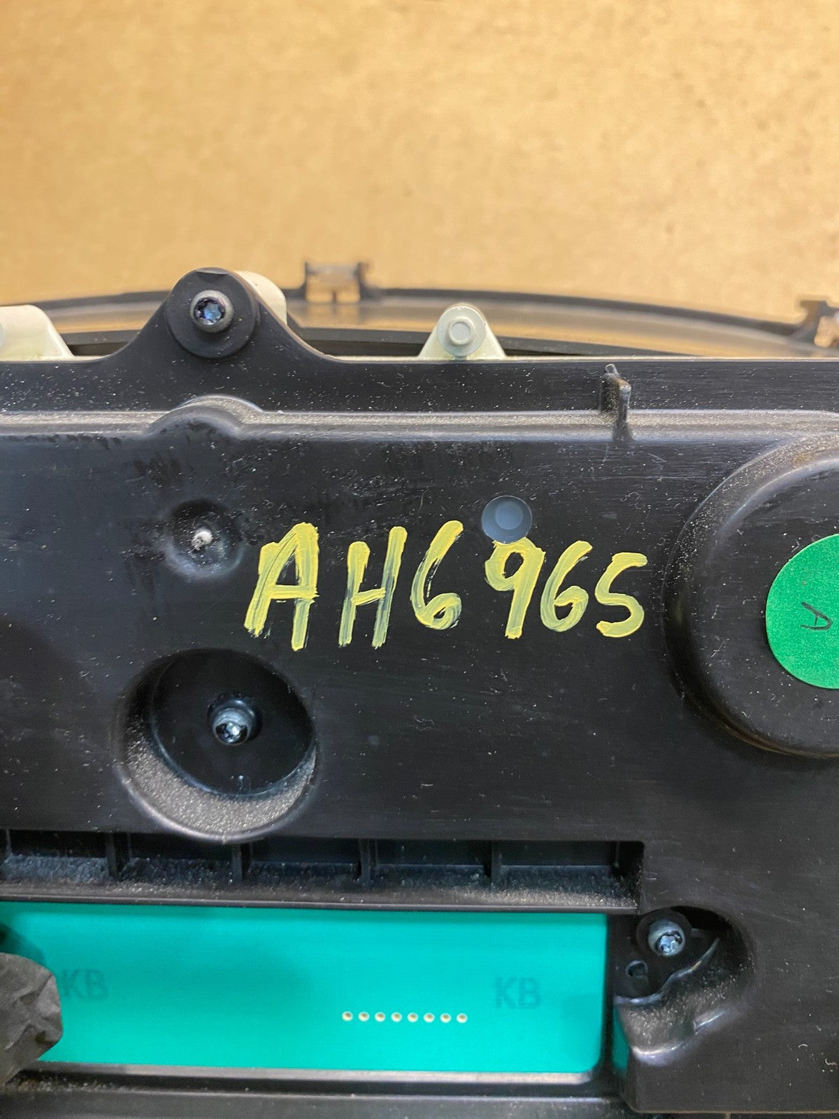 2008 to 2012 GMC Canyon Instrument Cluster Speedometer AH6965 DG6