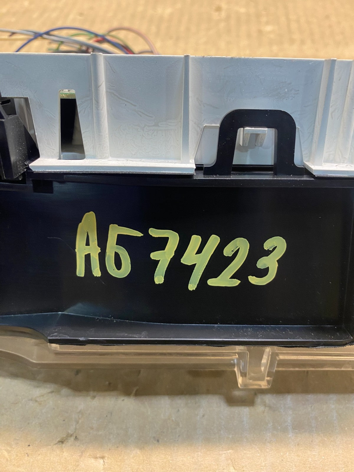 2006 Ford E350 Gauge Speedometer Cluster AG7423 DG6