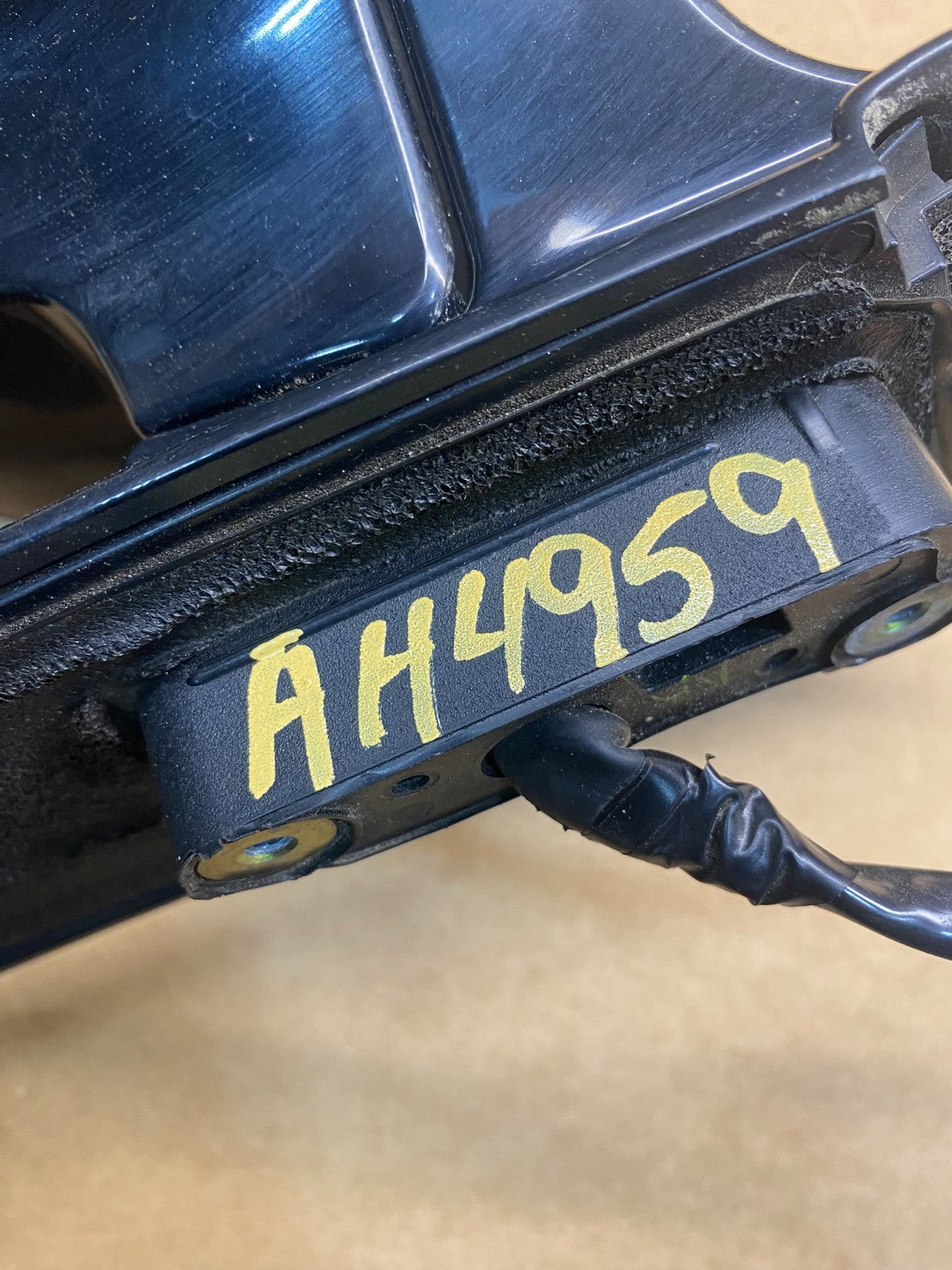 2006 to 2007 Subaru B9 Tribeca Right Passenger Door Turn Signal Mirror AH4959 DG11
