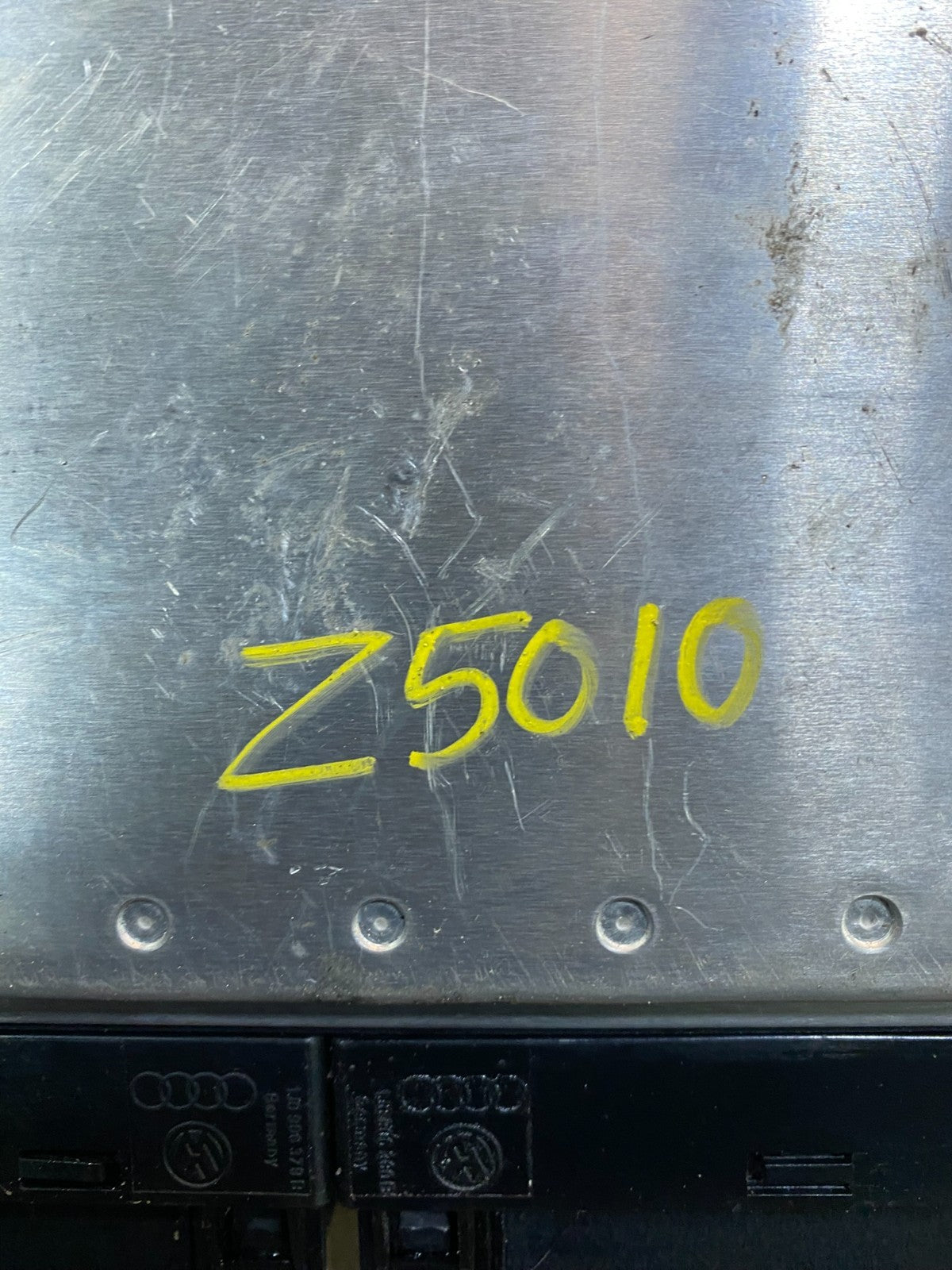 1996 1997 Audi A4 1.8L Turbo Engine Computer Ecu Pcm Ecm Pcu Oem OEM Z5010 DG4