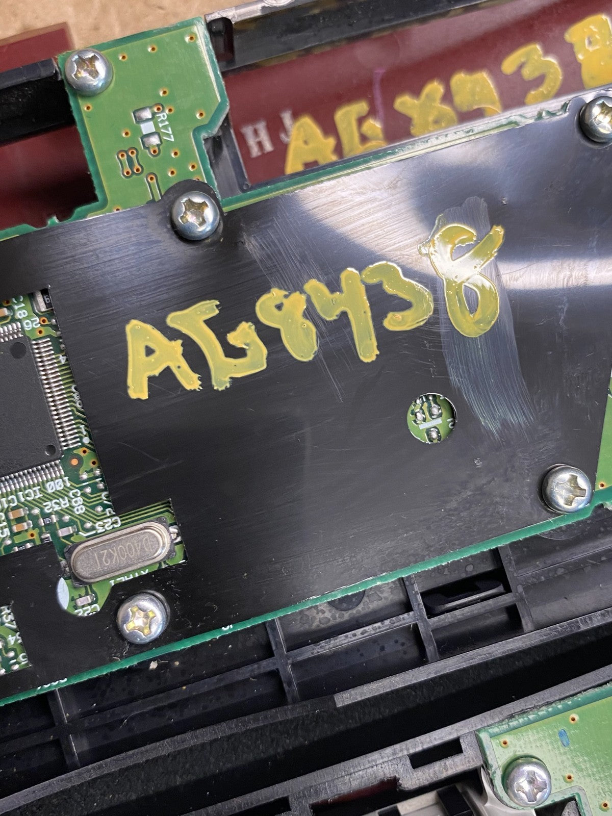 2007 to 2010 Infiniti G35 G37 Radio Player Climate Control Panel Bezel AG8438 DG8