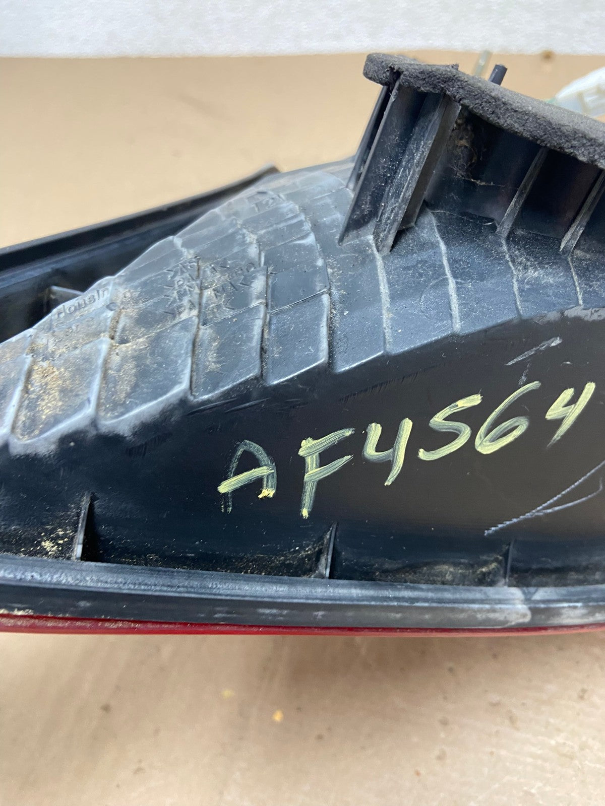 2002 2003 2004 Toyota Camry Left Driver LH Side Tail Light AF4564 LK6