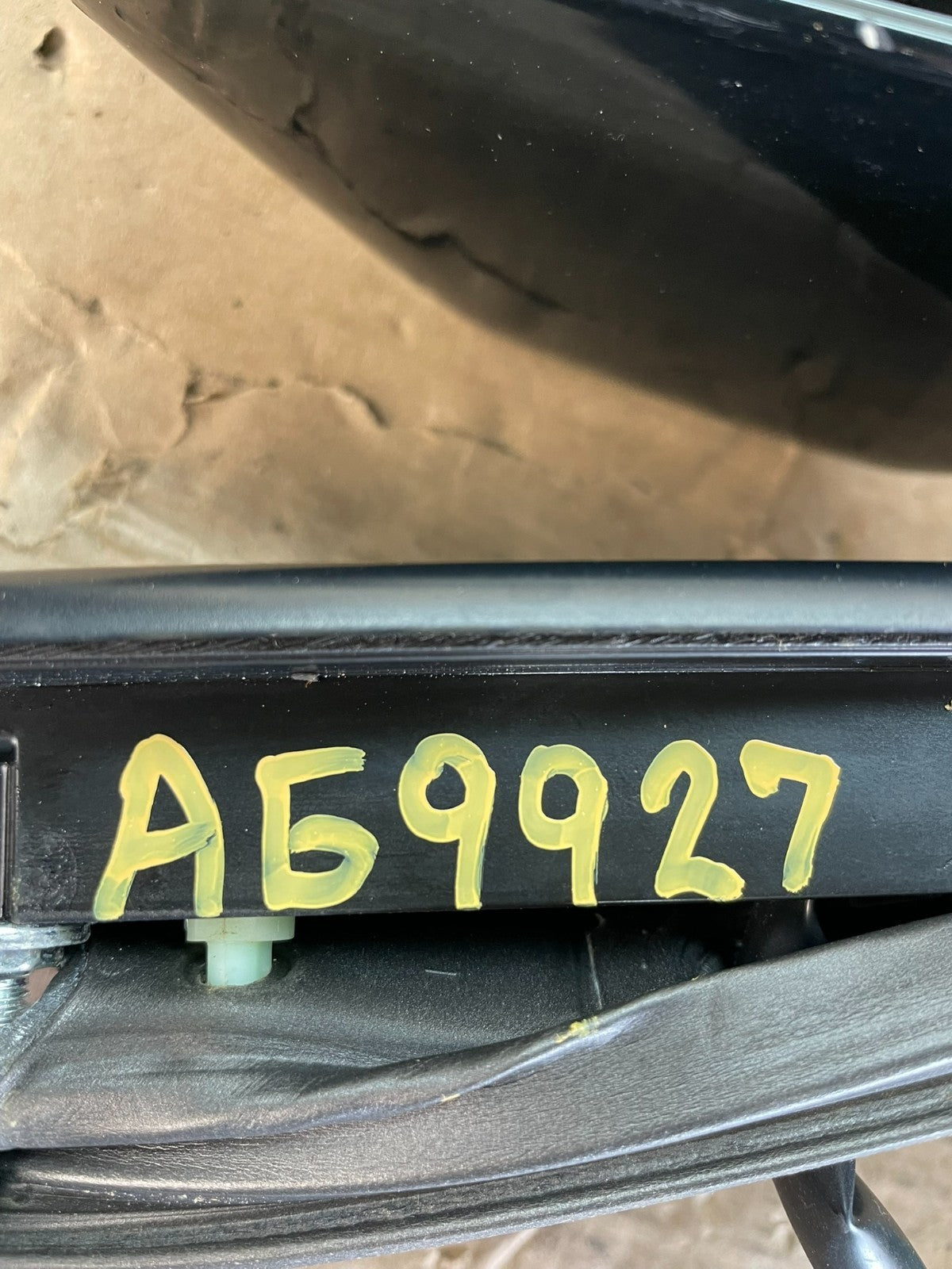 2011 to 2013 Honda Odyssey Right Passenger Door Mirror AG9927 DW10