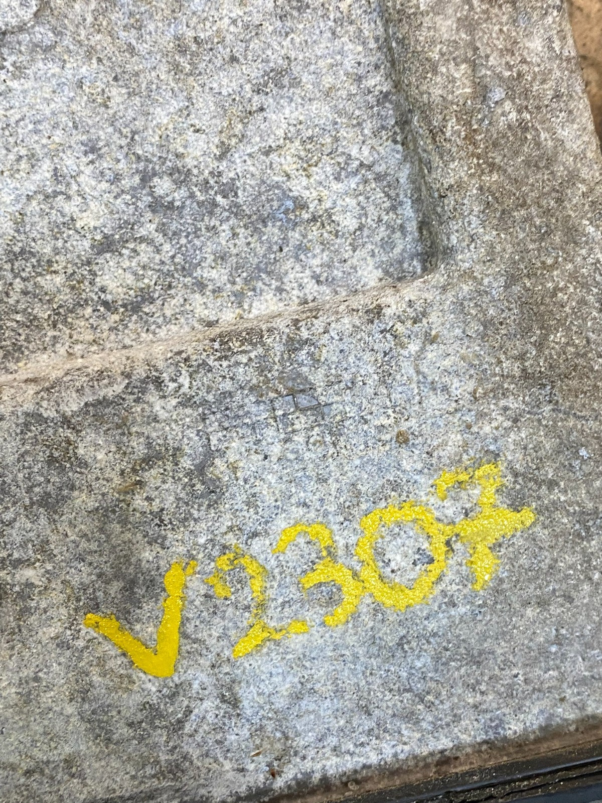 2011 2012 Ford Fusion Engine Control al8a-12a650-bjb v2307 DG4