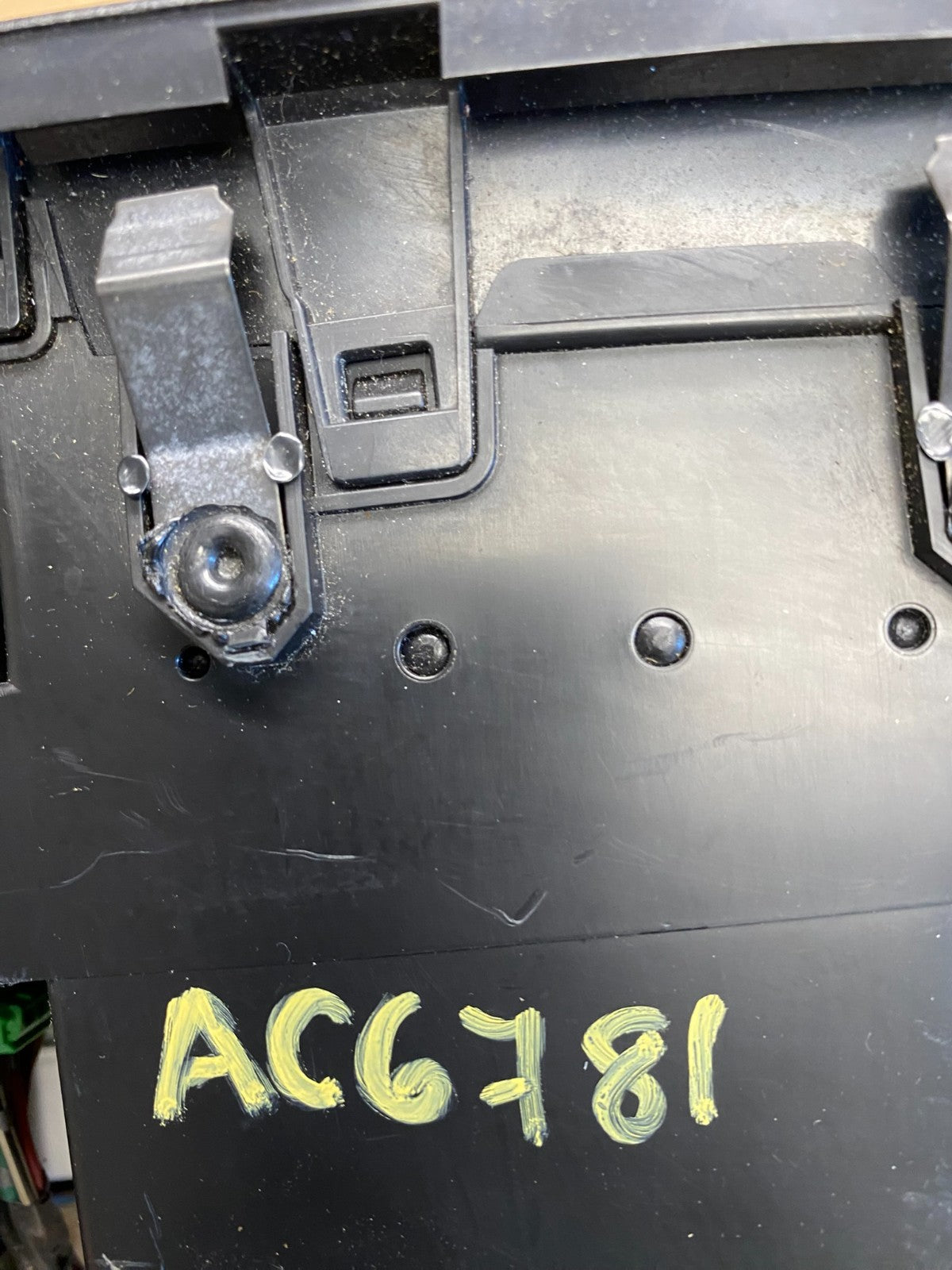 2004 to 2008 Acura TL Front Dash Dashboard AC Center Clock Air Vent ac6781 DG6