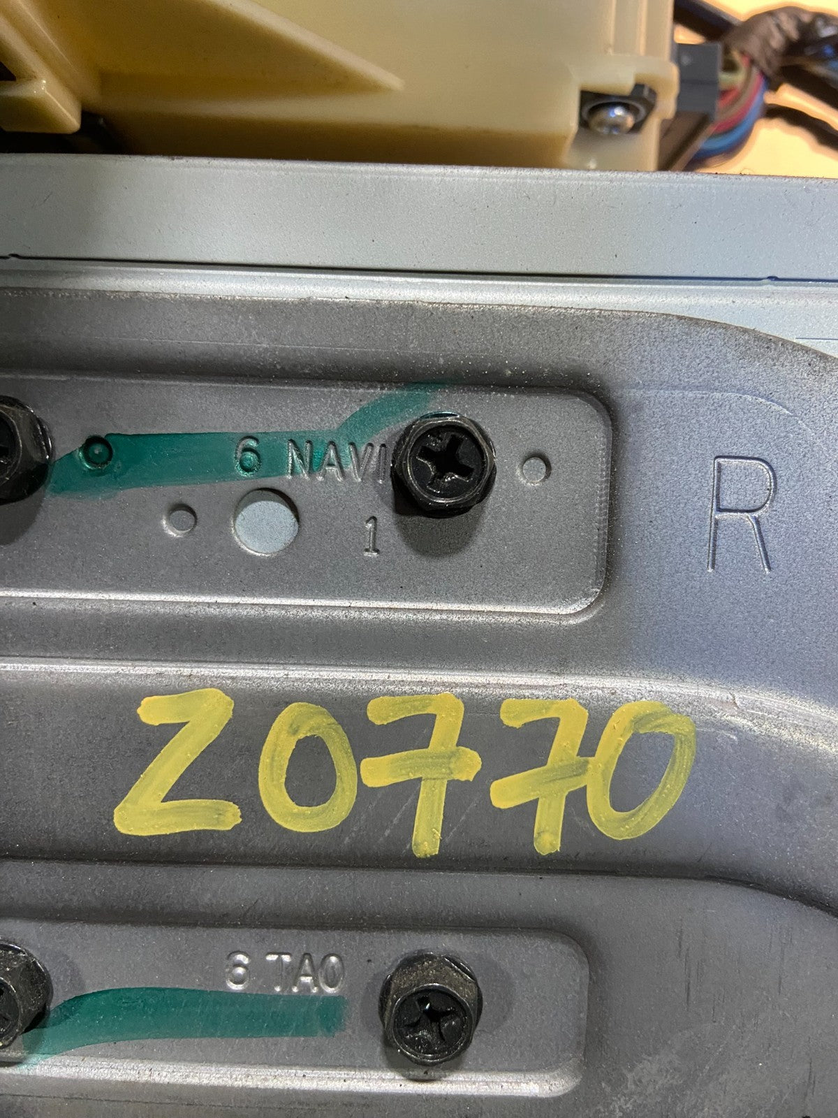2010 to 2012 Honda Accord Audio Equipment Radio Audio AM-FM-6CD z0770 DG7