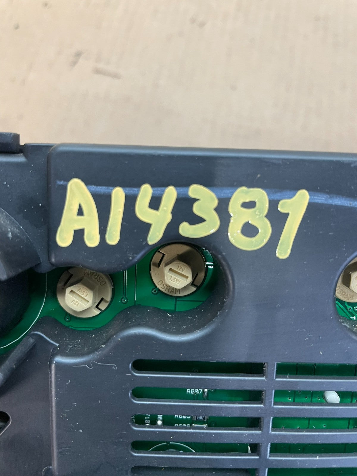 2006 Ford Explorer Speedometer Cluster Gauge AI4381 DG11