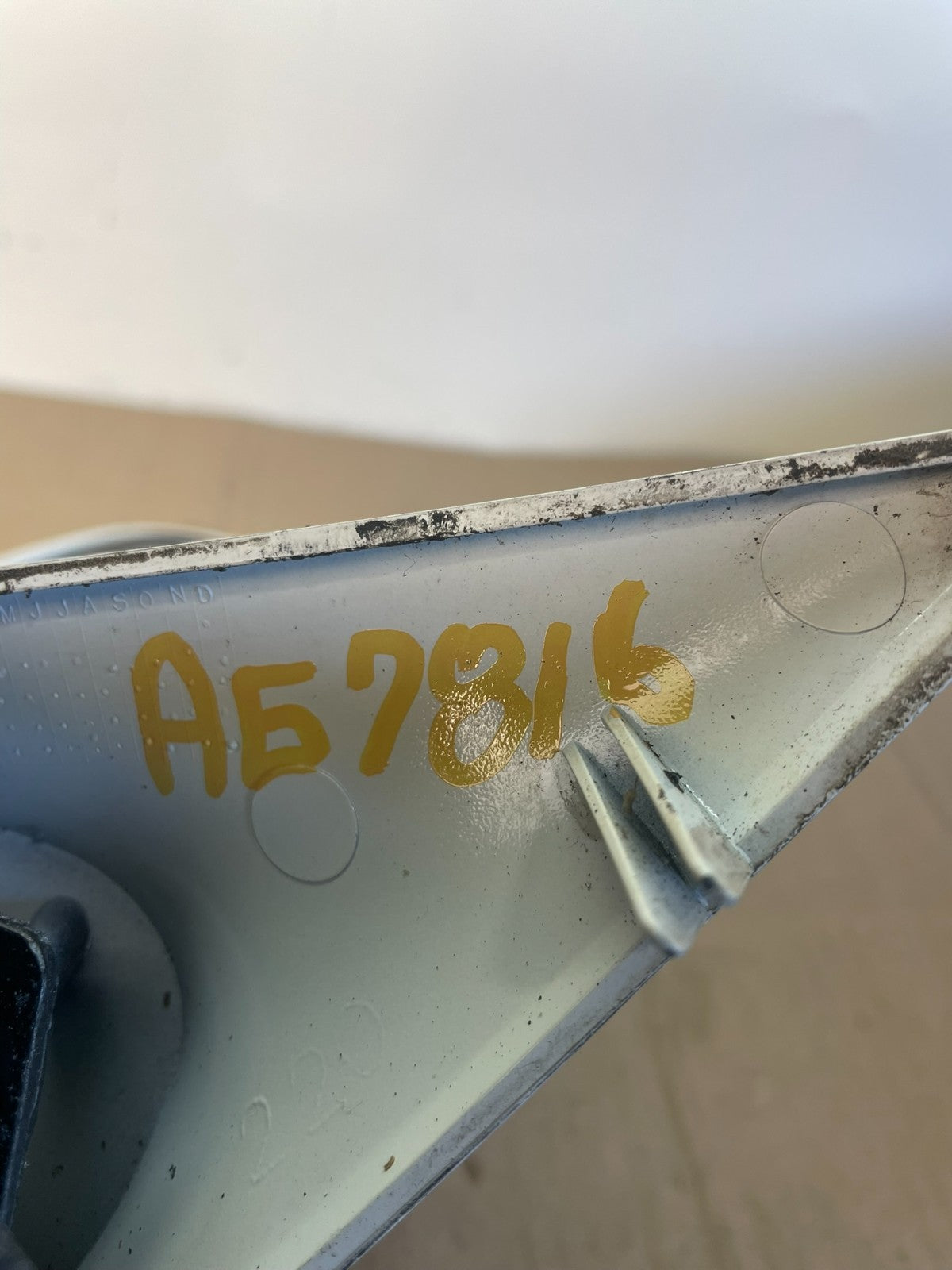 2000 to 2005 Buick LeSabre Left Driver LH Side Door View Mirror AG7816 DW11