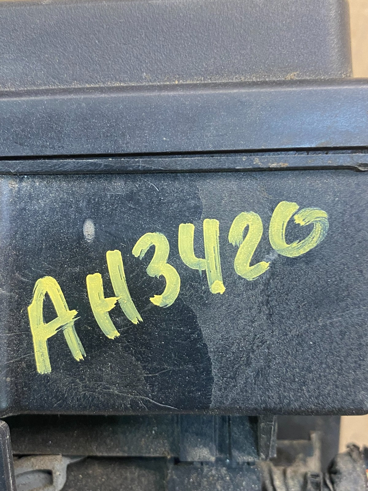2007 Jeep Grand Cherokee Fuse Box Relay Panel 04692109ac AH3420 DG7