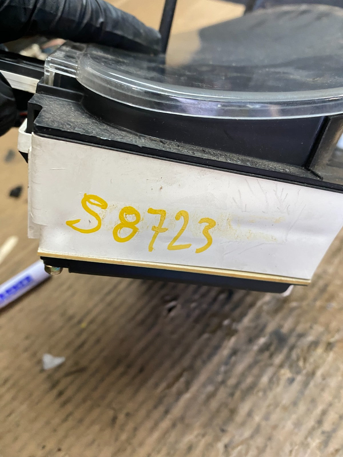 2001 2002 2003 Ford Explorer Speedometer Cluster Gauge Oem S8723 DG9