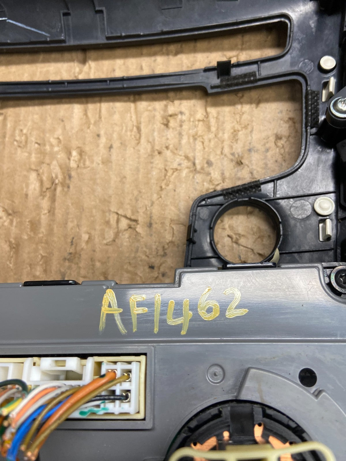 2011 - 2014 Hyundai Sonata Center Radio Climate Control Air Vent Bezel AF1462 DG6