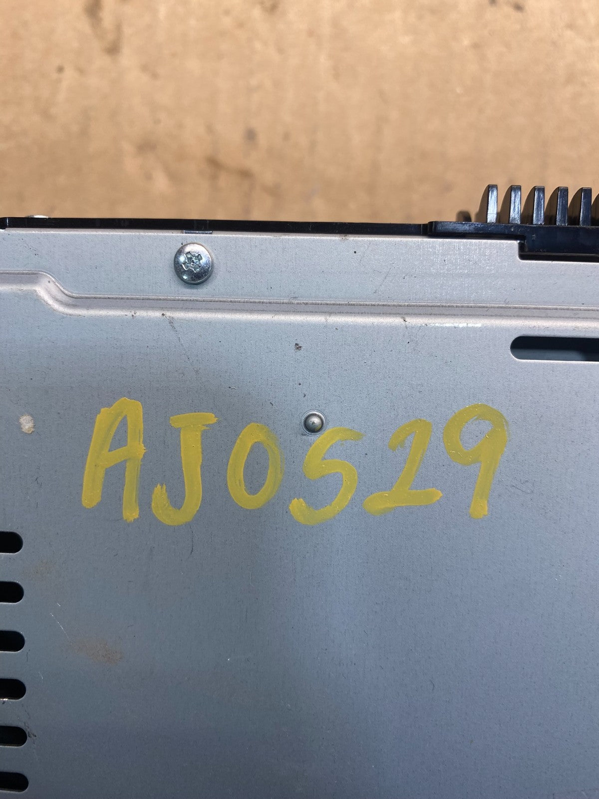 2013 2014 2015 Ford Fusion Radio Audio Receiver AM FM CD MP3 AJ0529 DG7
