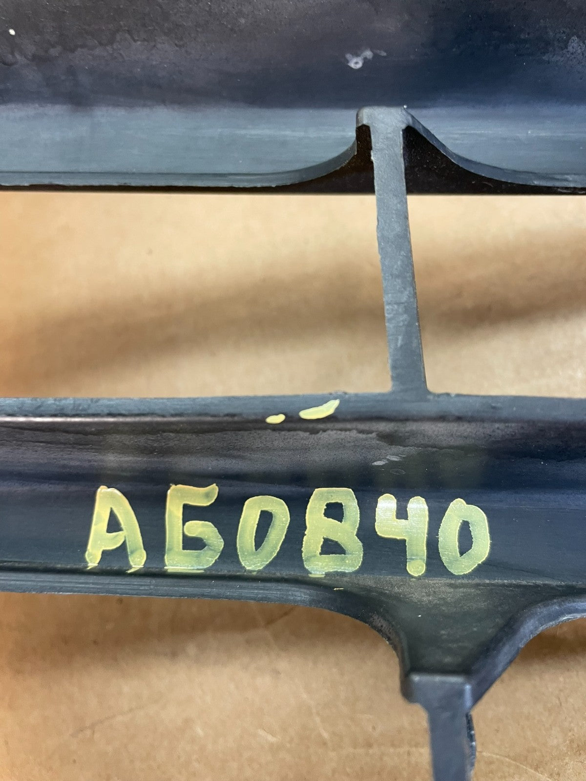 2007 to 2013 GMC Sierra 1500 Front Upper Chrome Grill Grille AG08405