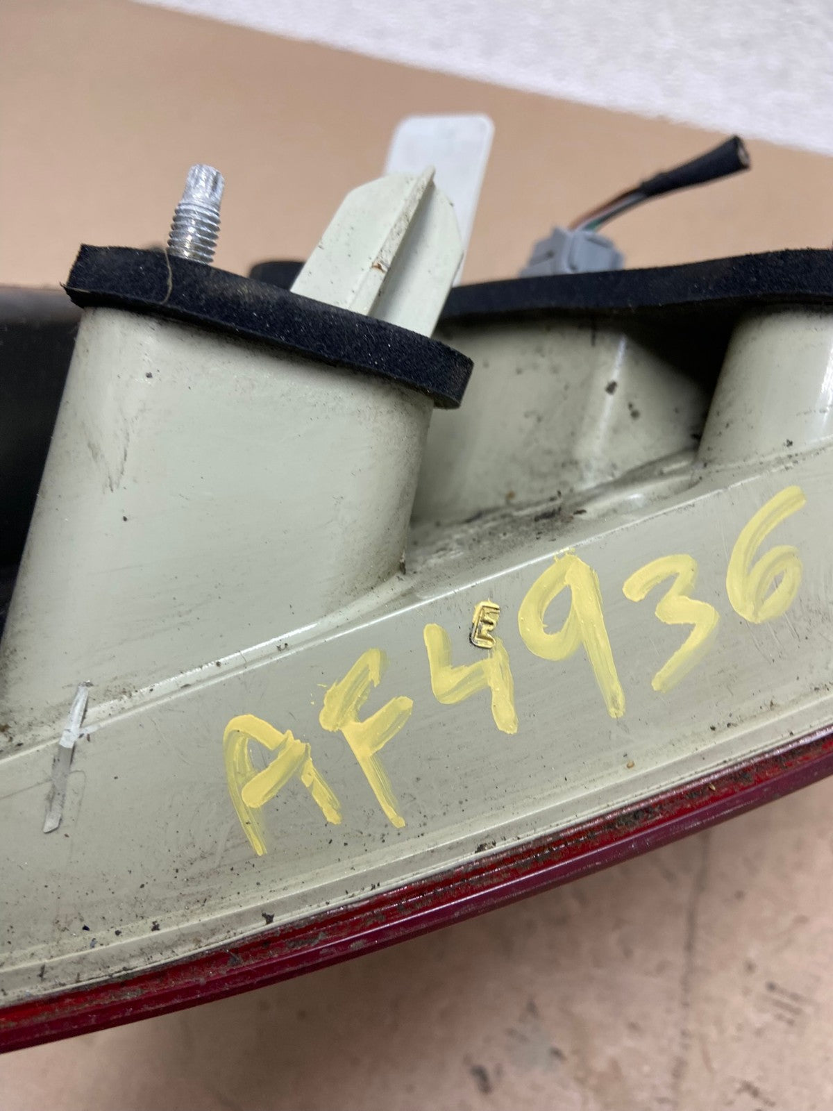 2008 to 2013 Volvo XC70 V70 Left Driver LH Tail Light Lower AF4936 LK5