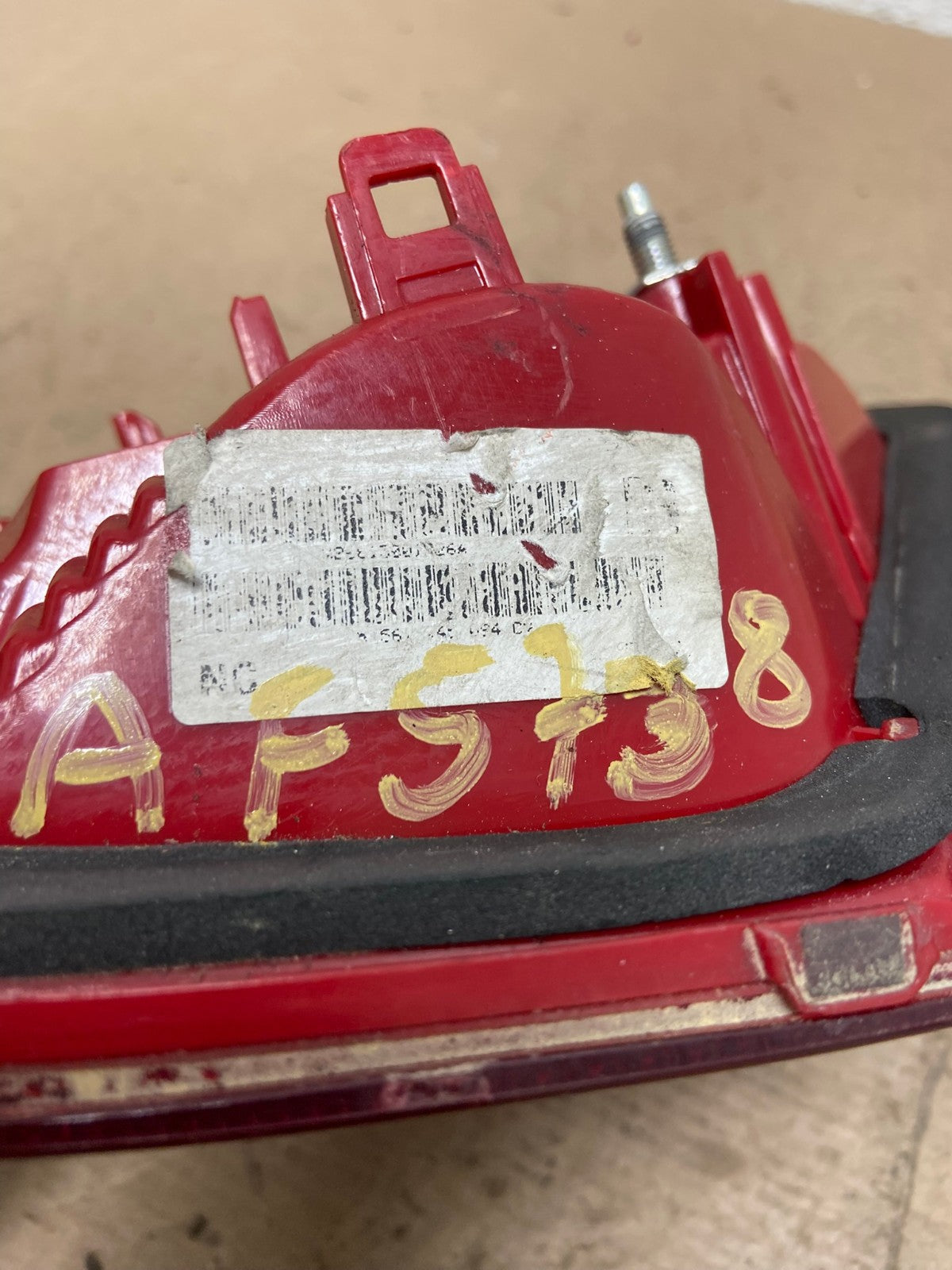 2012 to 2015 Volkswagen Passat Right Passenger Tail light inner AF5738 LK6