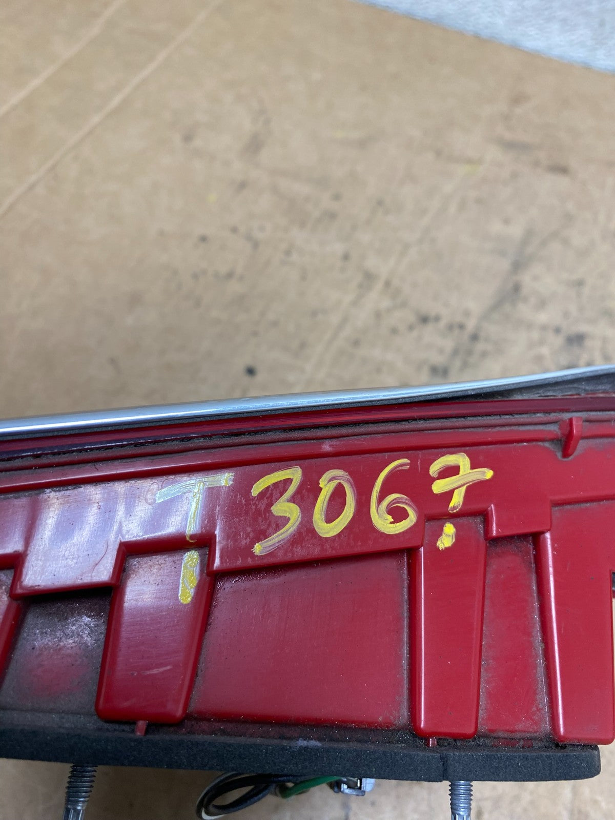 2013-2016 Chevrolet Malibu Right Passenger Rh Inner Tail Light Oem T3067 DW7