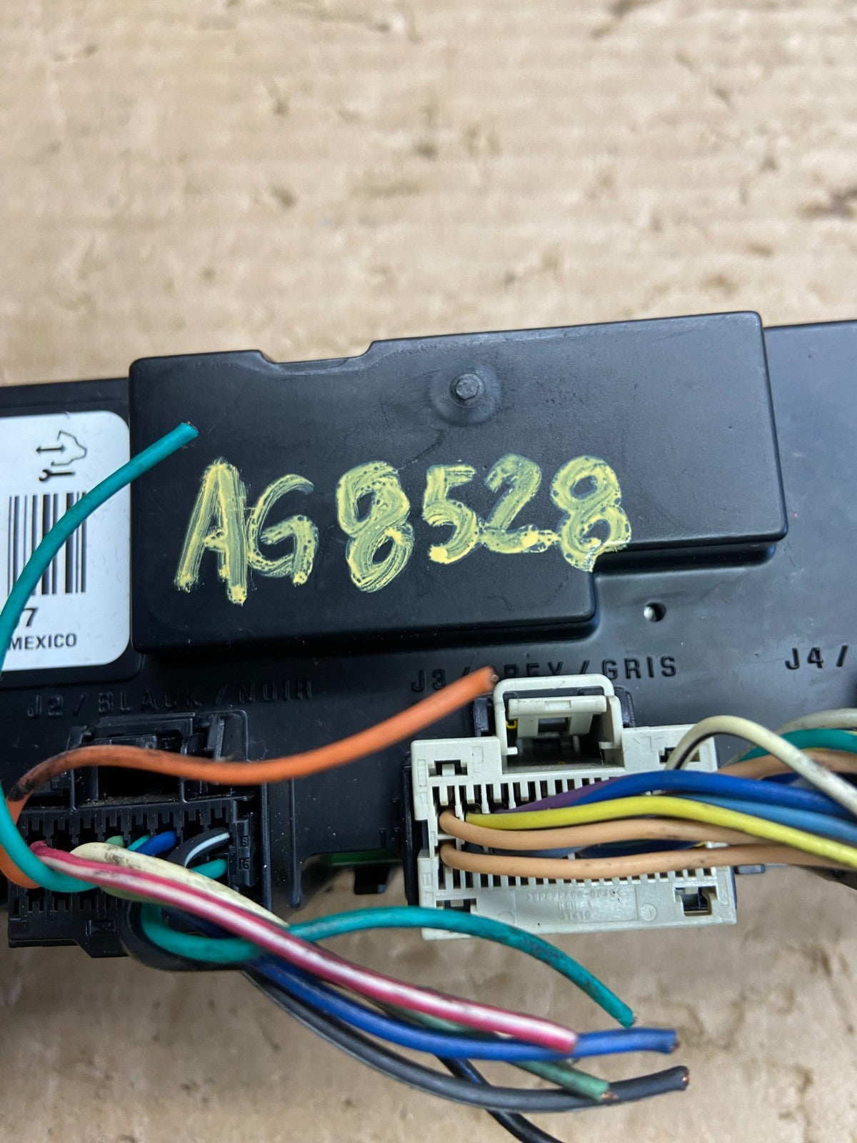 2007 to 2009 GMC Yukon Chevrolet Tahoe Climate Control A/C Panel AG8528 DG6