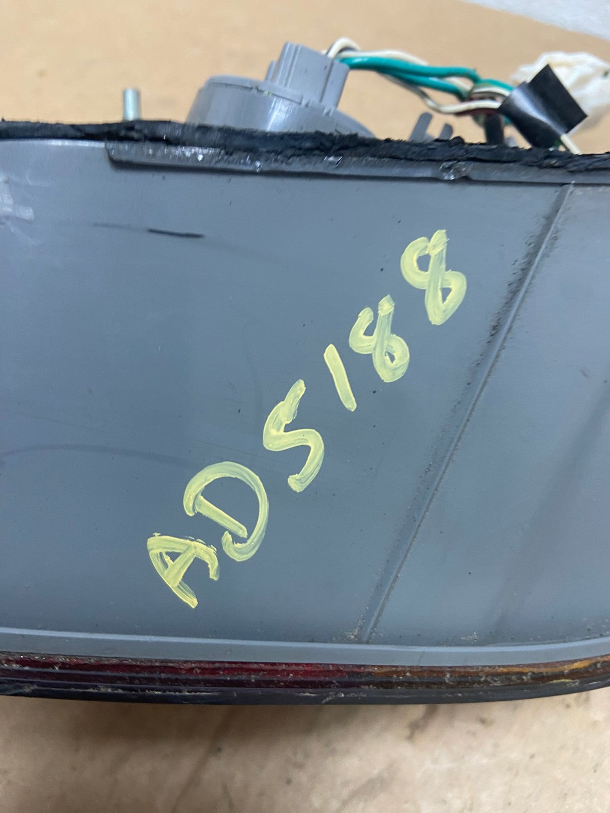 1997 1998 1999 Toyota Camry Tail Light Left Driver Rh Side AD5188 LK5
