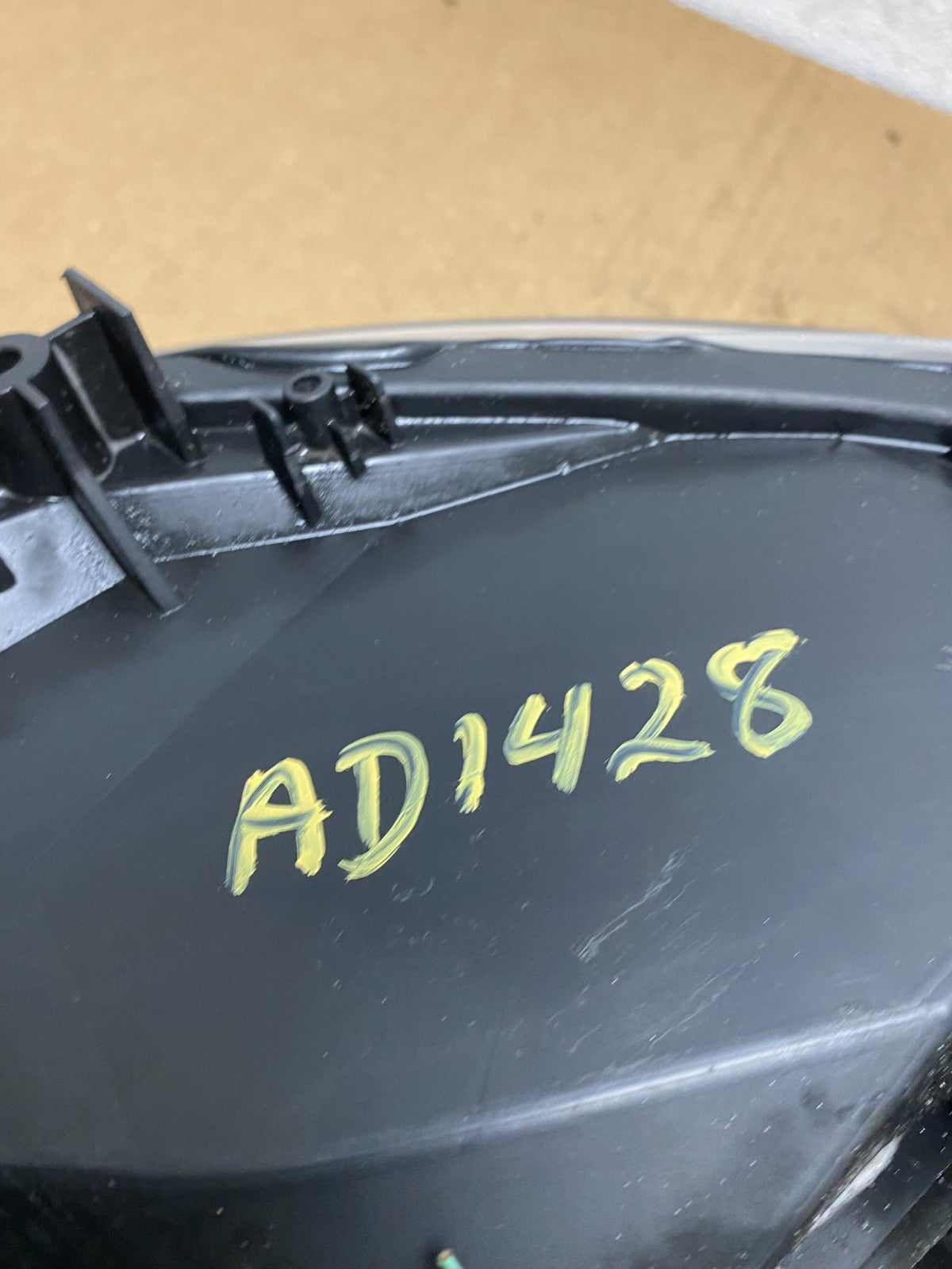 Sedan 2010 2011 2012 Nissan Altima Left Driver Side Headlight AD1428 DW10
