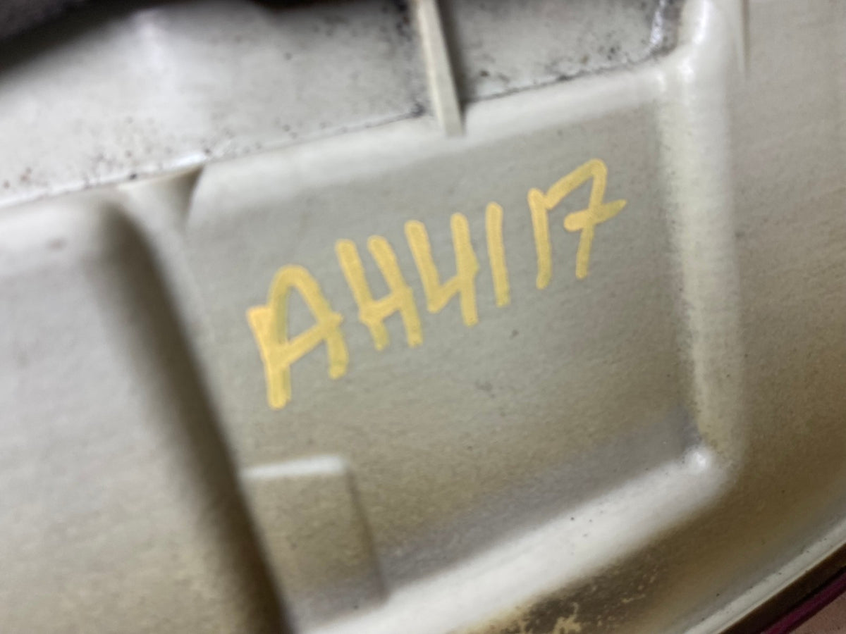 2006 2007 Infiniti M35 M35X M45 Left Driver LH Side Tail Light AH4117 LK10