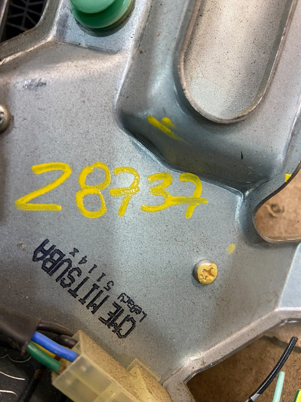 2005 to 2009 Subaru Legacy Outback Rear Windshield Wiper Motor z8737 DG6