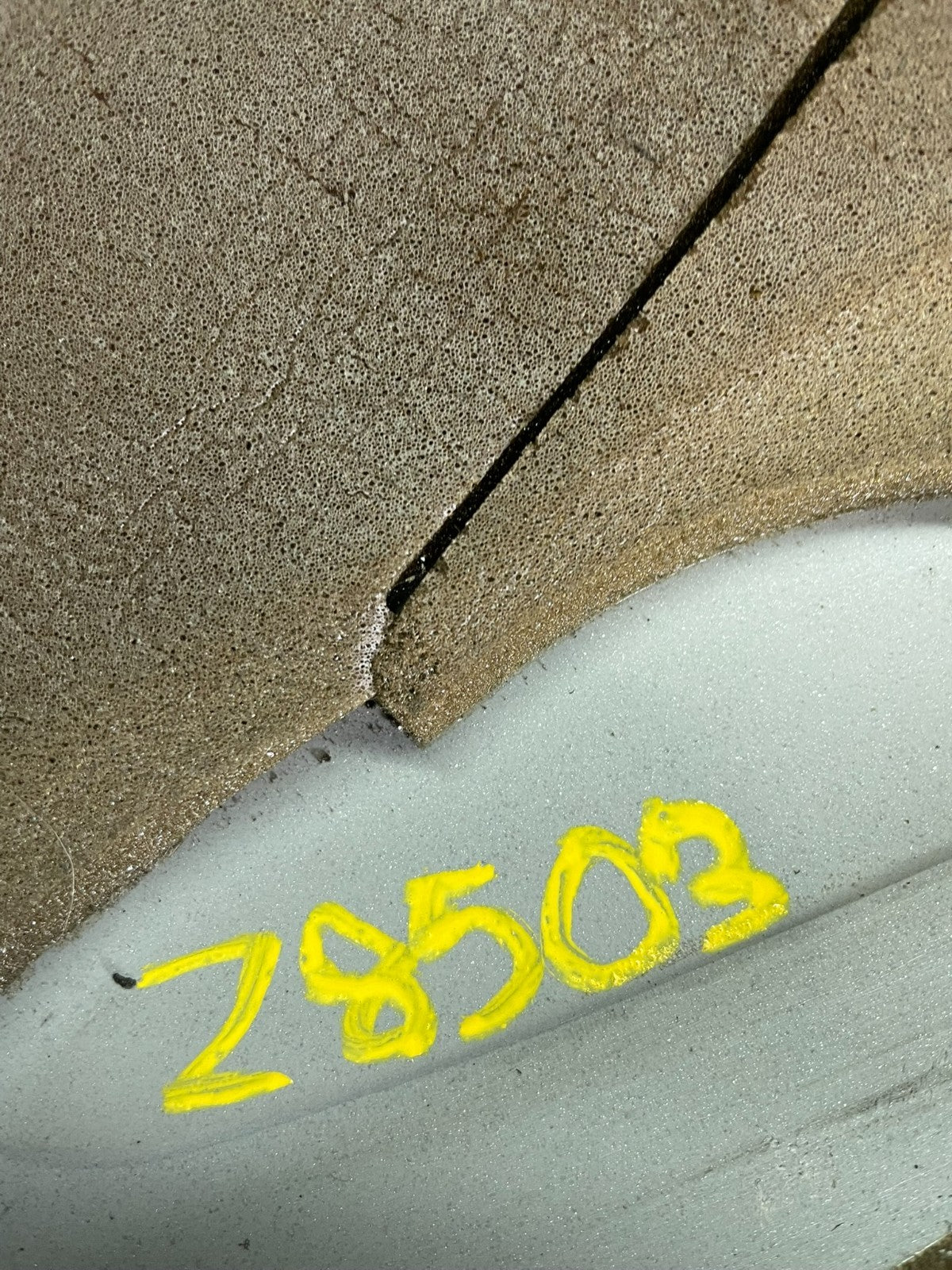 2004 to 2007 Cadillac CTS 3.6L Plastic Engine Cover Shield OEM Z8503 DG8