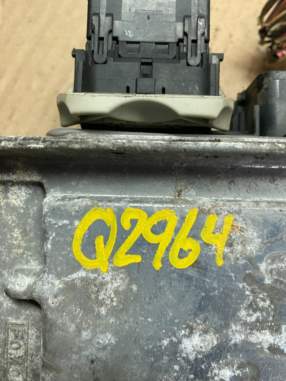 2008 Ford Van E-Series 5.4L Engine Control Module Unit ECU Q2964 DG4