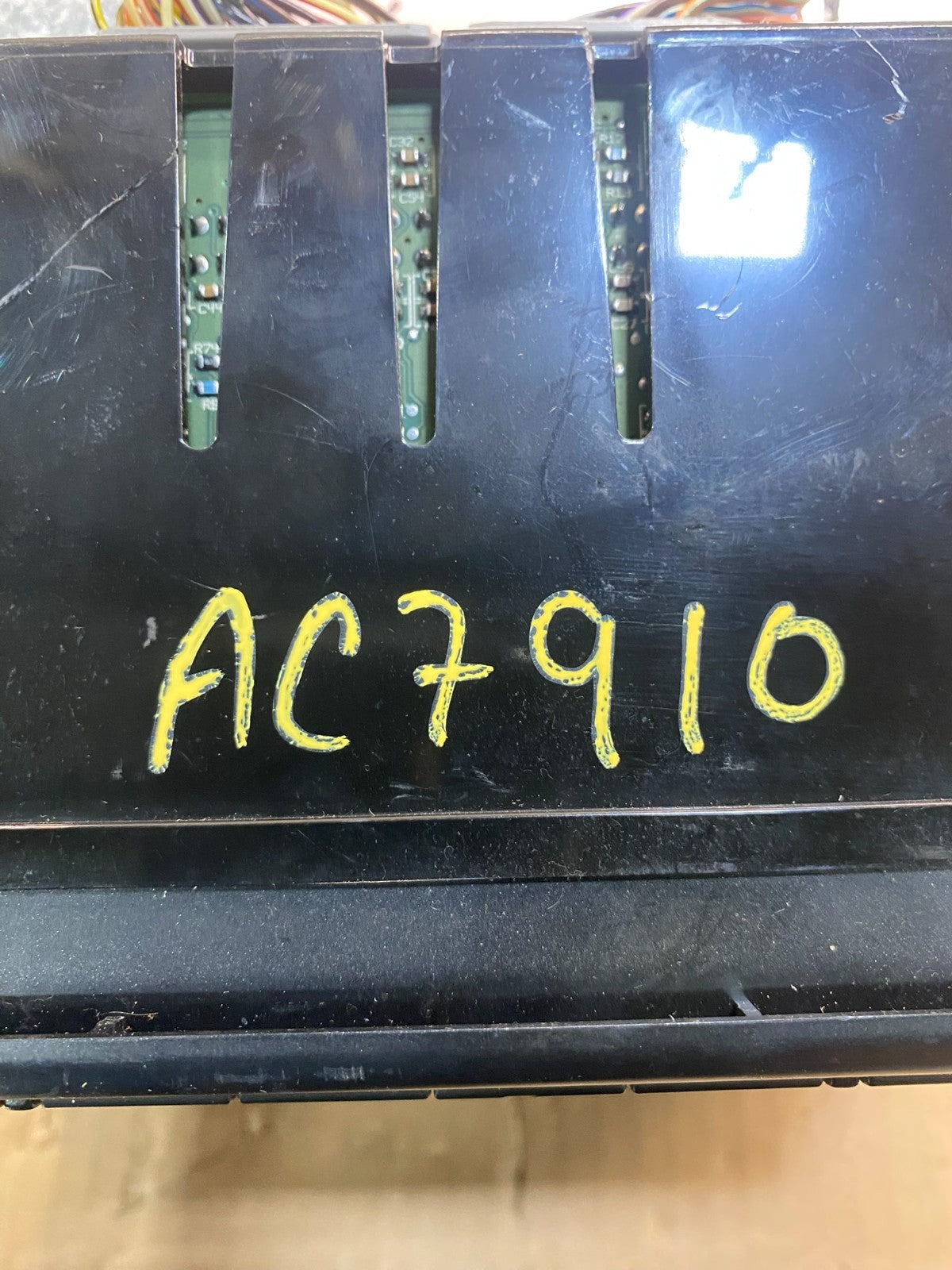 2001 2002 Lincoln LS Radio 6 CD Dual Climate Control Panel AC7910 DG7