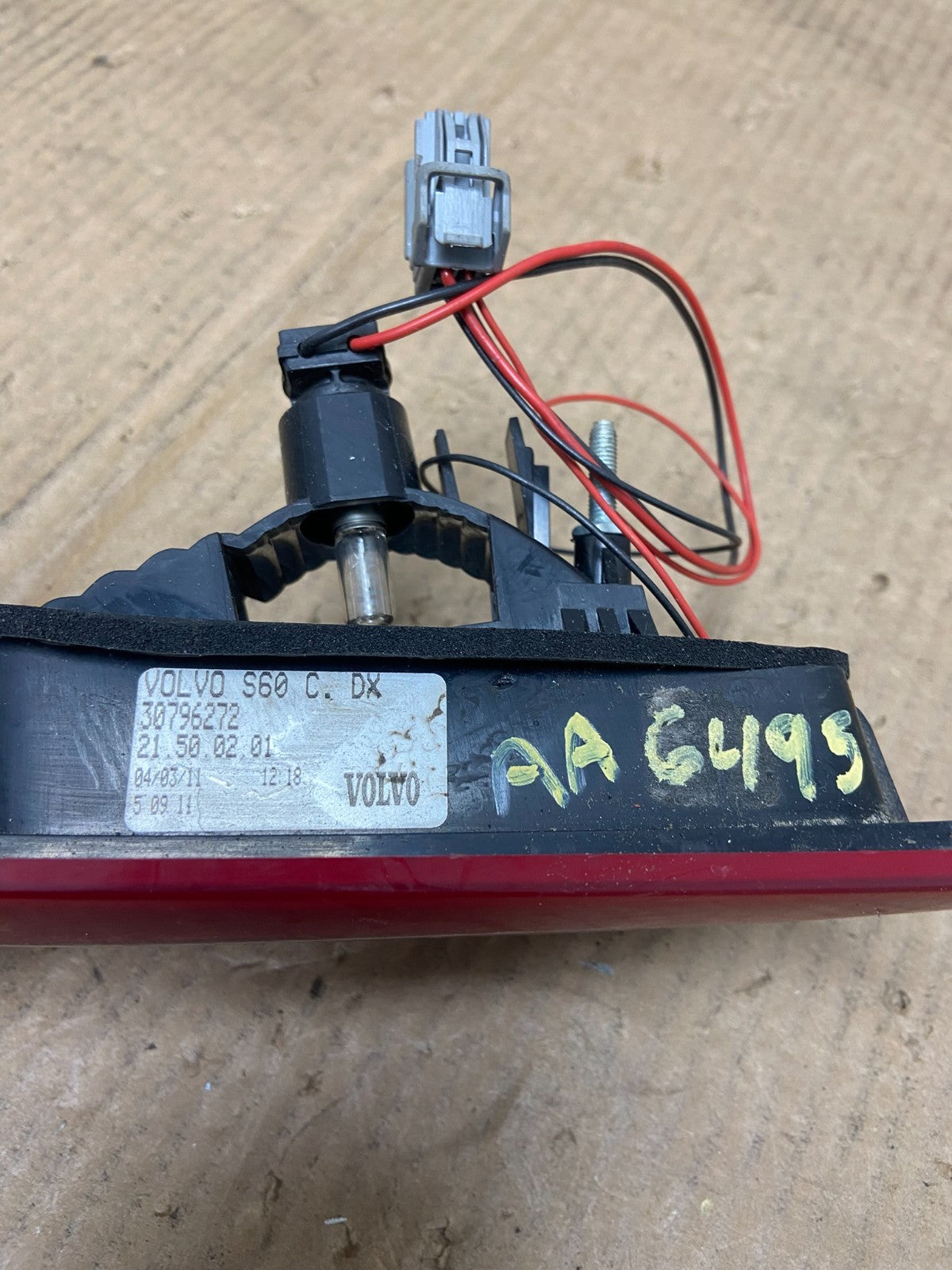 2011 to 2017 Volvo S60 Right Passenger RH Inner Tail Light OEM AA6495 DW5