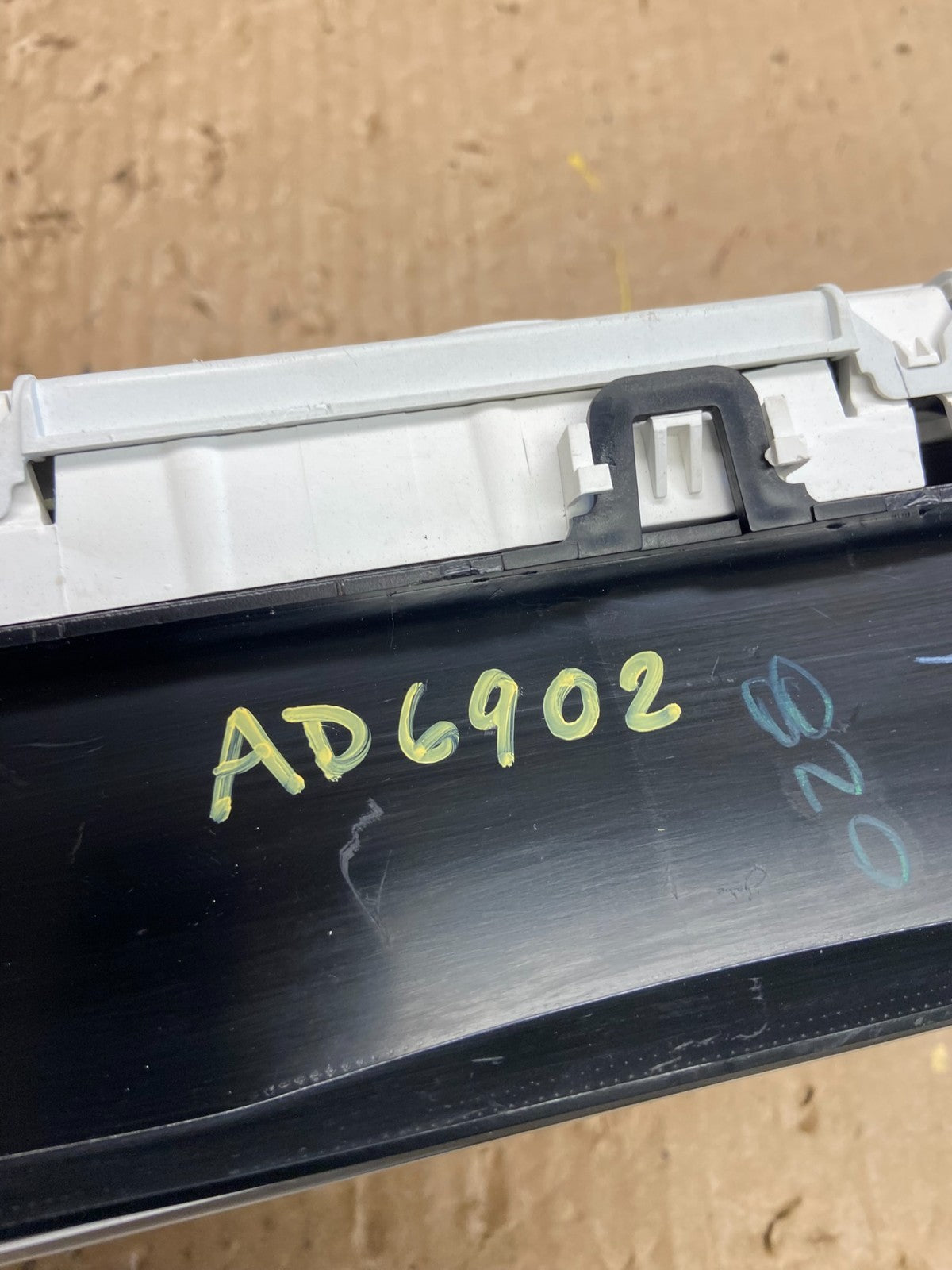 2008 2009 Nissan Pathfinder Speedometer Cluster Gauge AD6902 DG7