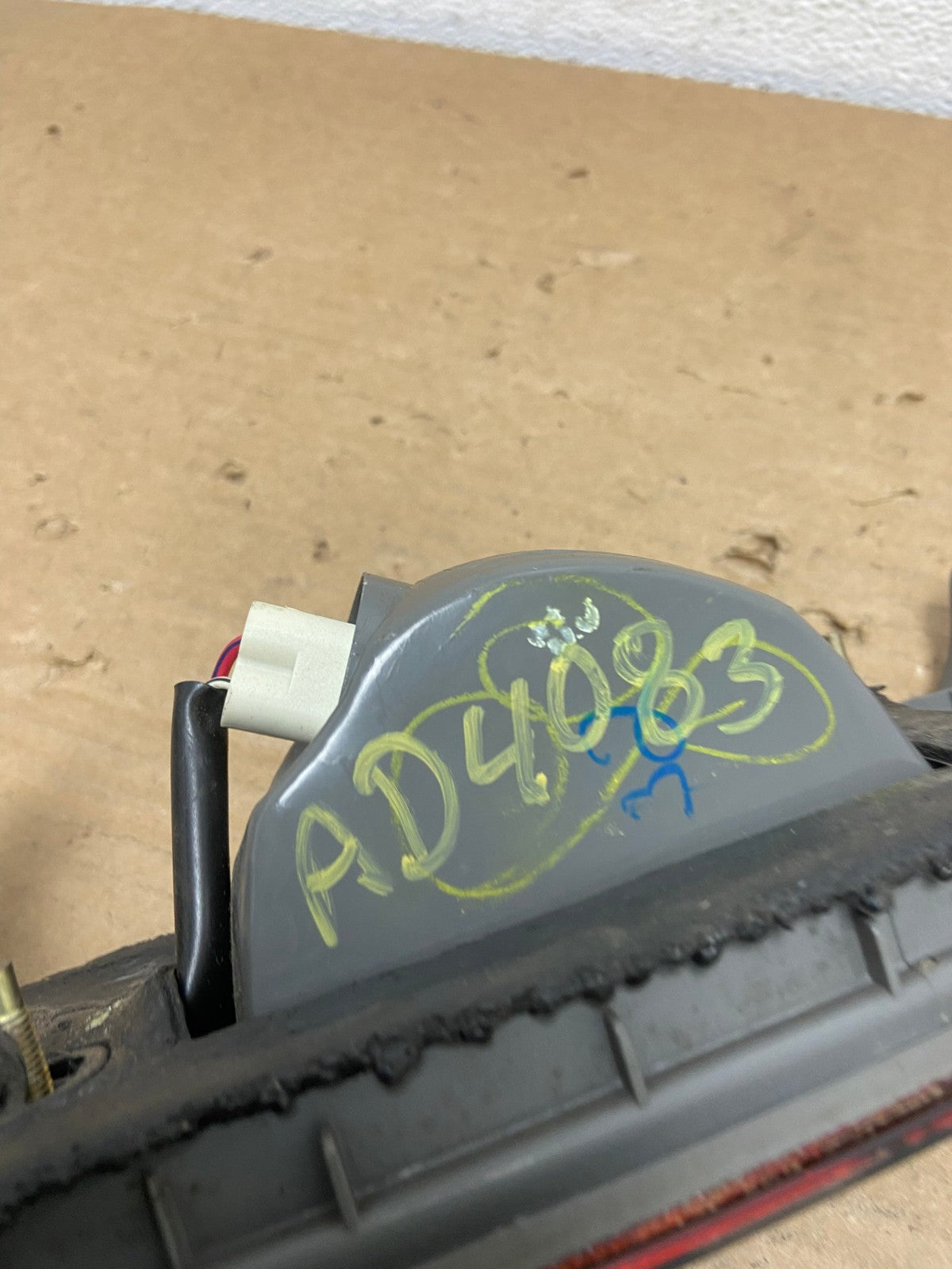 1997 1998 1999 Toyota Camry Tail Light Inner Right Passenger AD4083 LK6