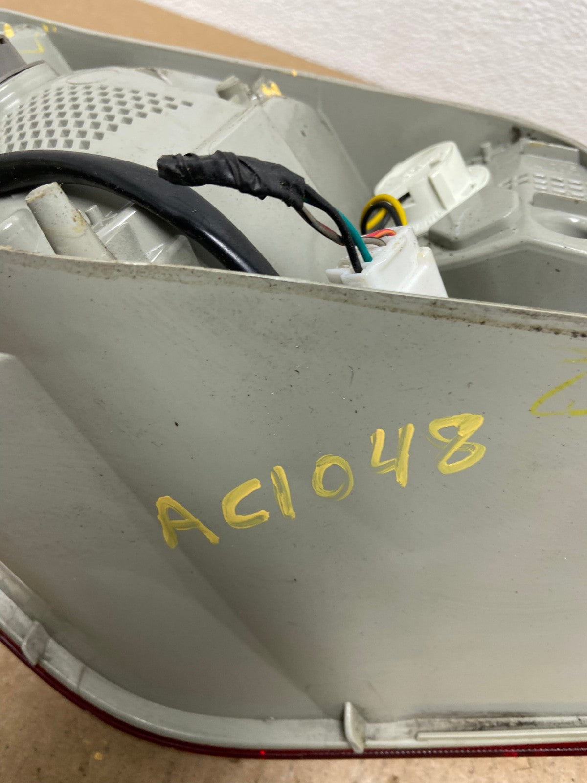 2011 2012 2013 Hyundai Sonata Right Passenger RH Tail Light AC1048 LK10
