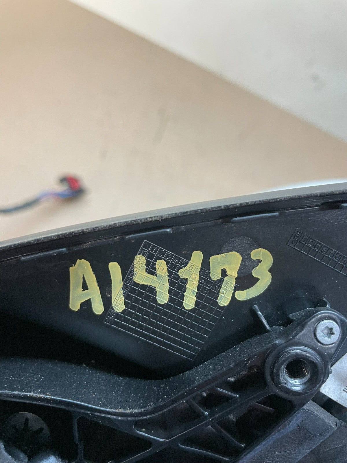 2007 to 2009 Audi Q7 Right Passenger Side Door View Power Mirror AI4174 DG11