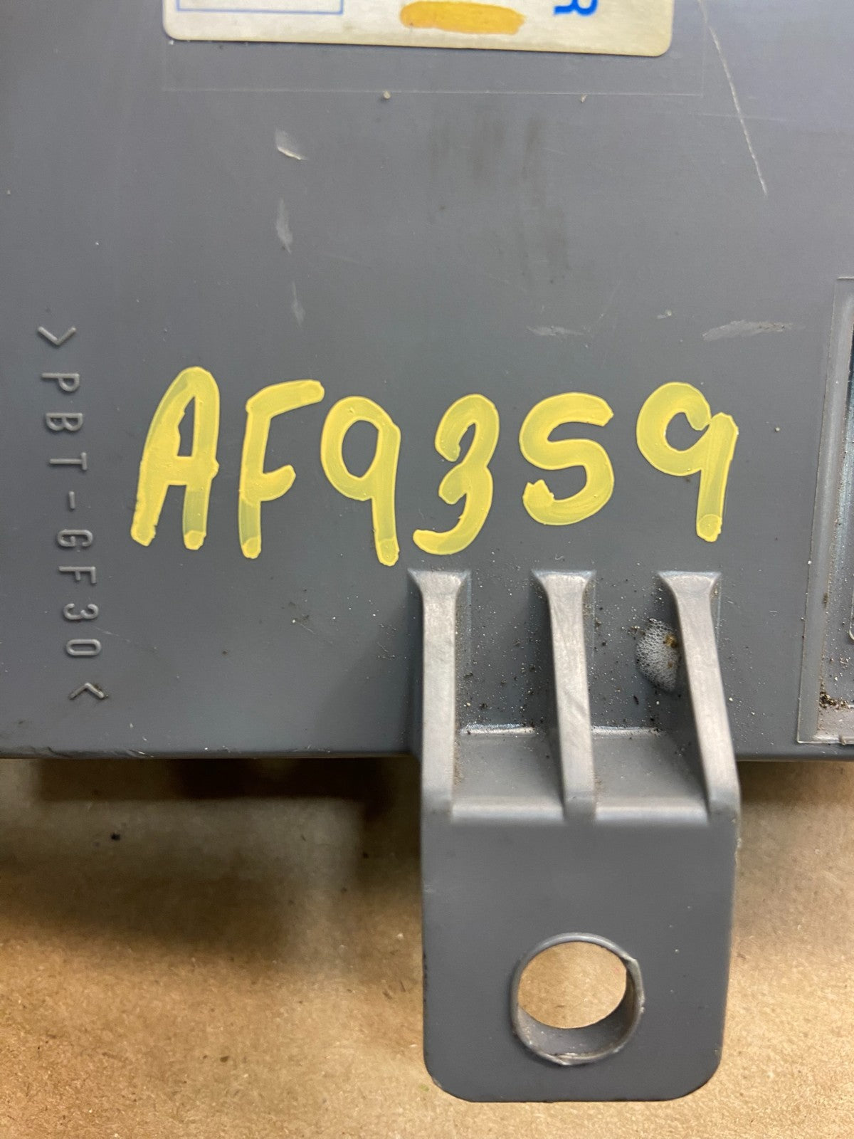 2005 - 2007 Honda Odyssey Rear Left Driver Sliding Door Module AF9359 DG3