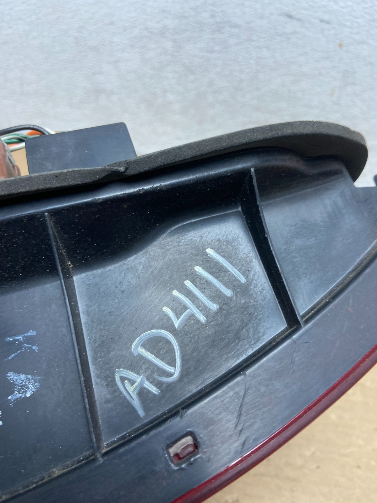 1994 - 1995 Honda Accord Left Driver Lh Side Tail light AD4111 DW6