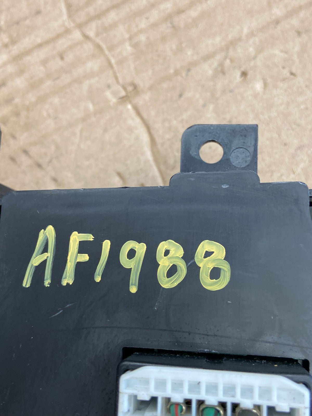 2004-2005 Toyota Sienna A/C Climate Heater Temperature Control Air Vent AF1988DG6