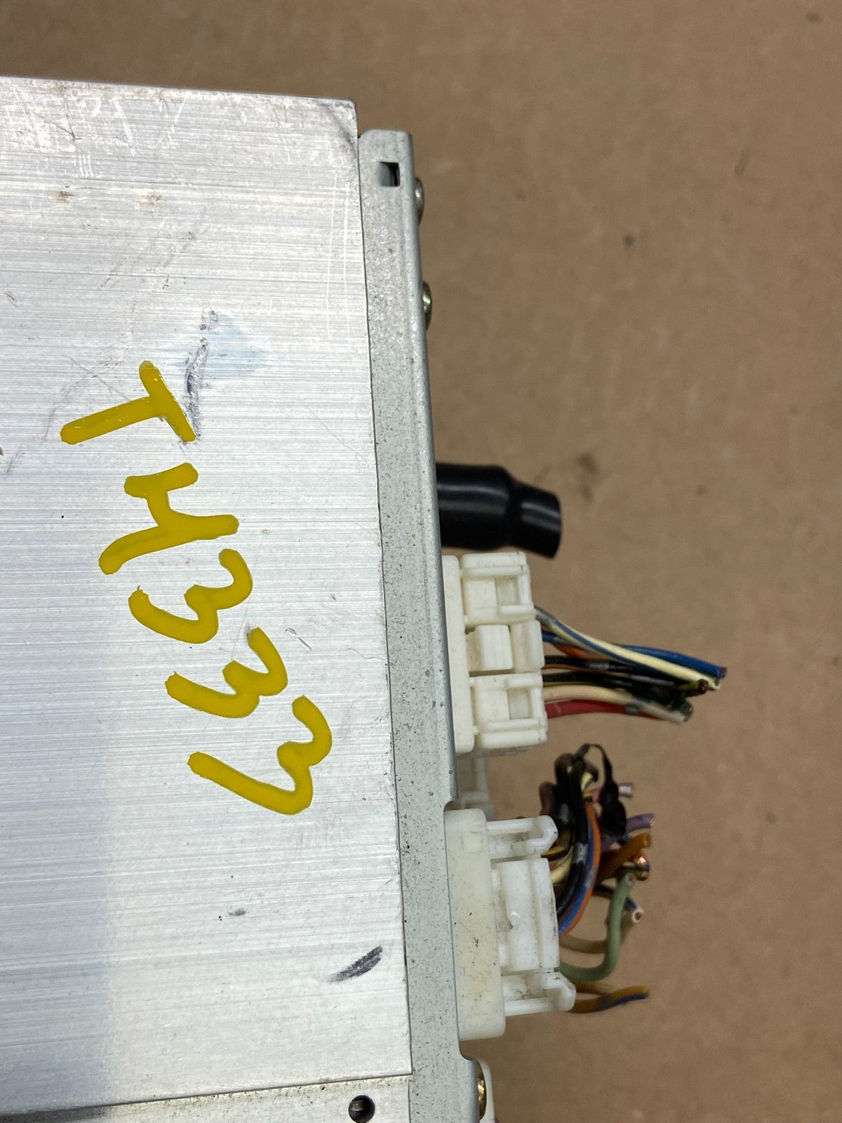 2004 to 2005 Nissan Titan Am Fm Cd Player Radio Receiver T4333 DG6