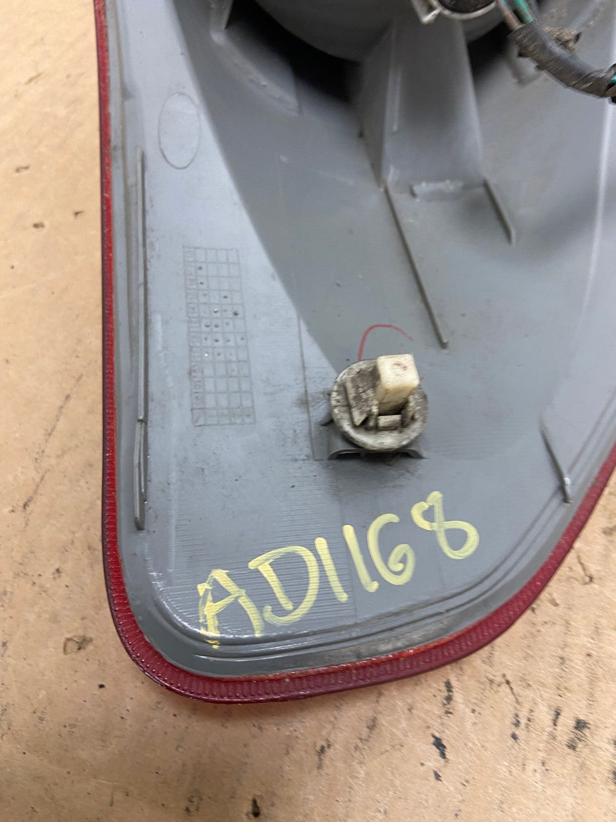 2007 to 2013 Toyota Tundra Right Passenger RH Tail Light AD1168 LK7
