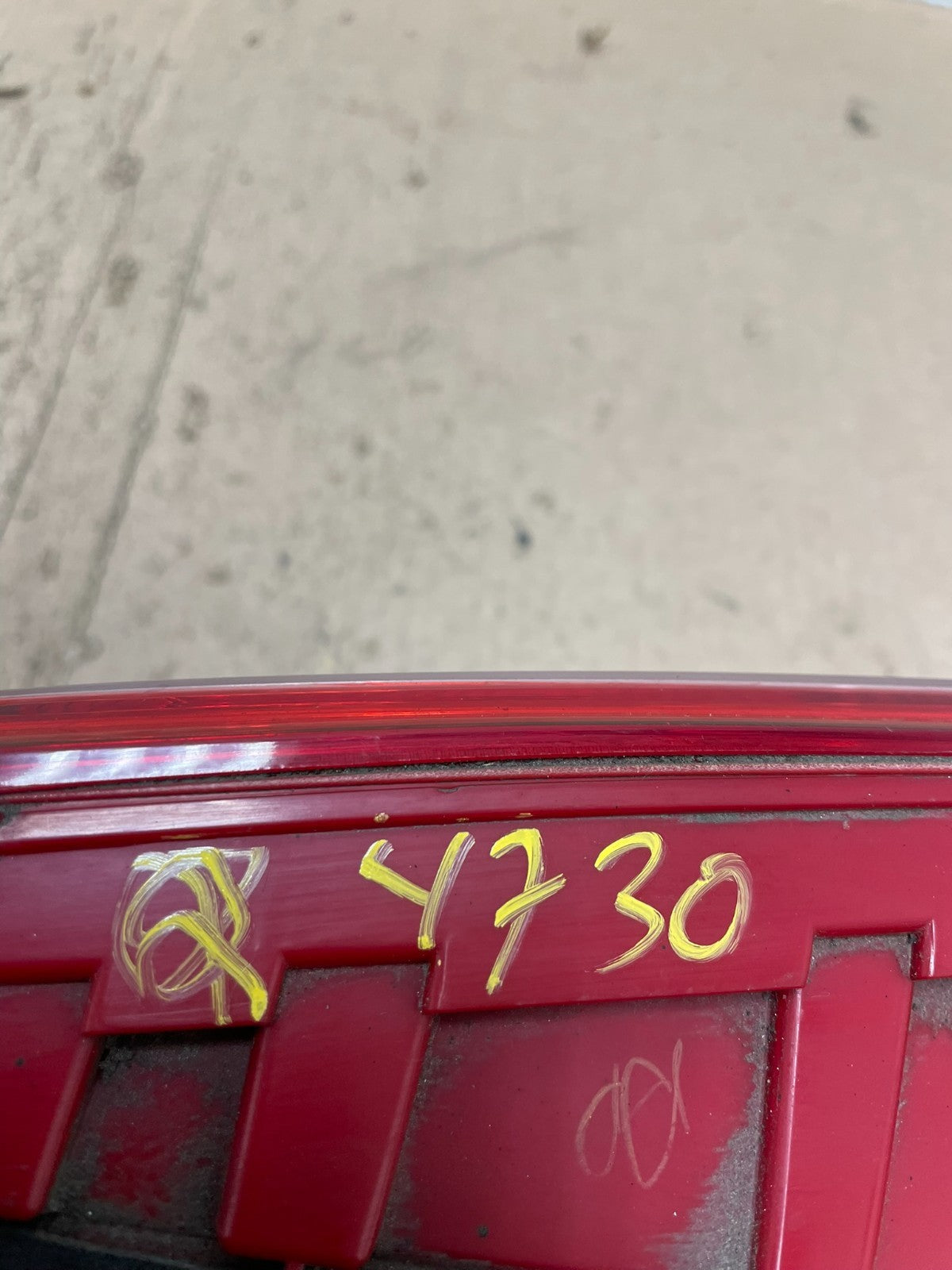 2013-2016 Chevrolet Malibu Right Passenger Rh Inner Tail Light Oem Q4730 DW9
