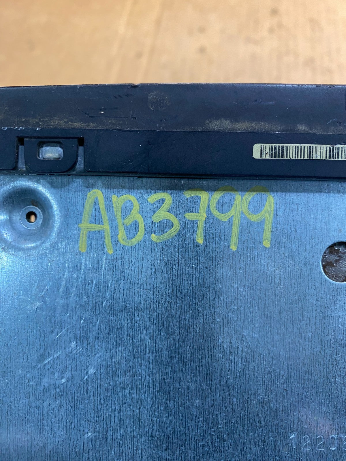 2005 to 2007 Ford F250 F350 Radio Audio AM/FM Receiver OEM AB3799 DG7
