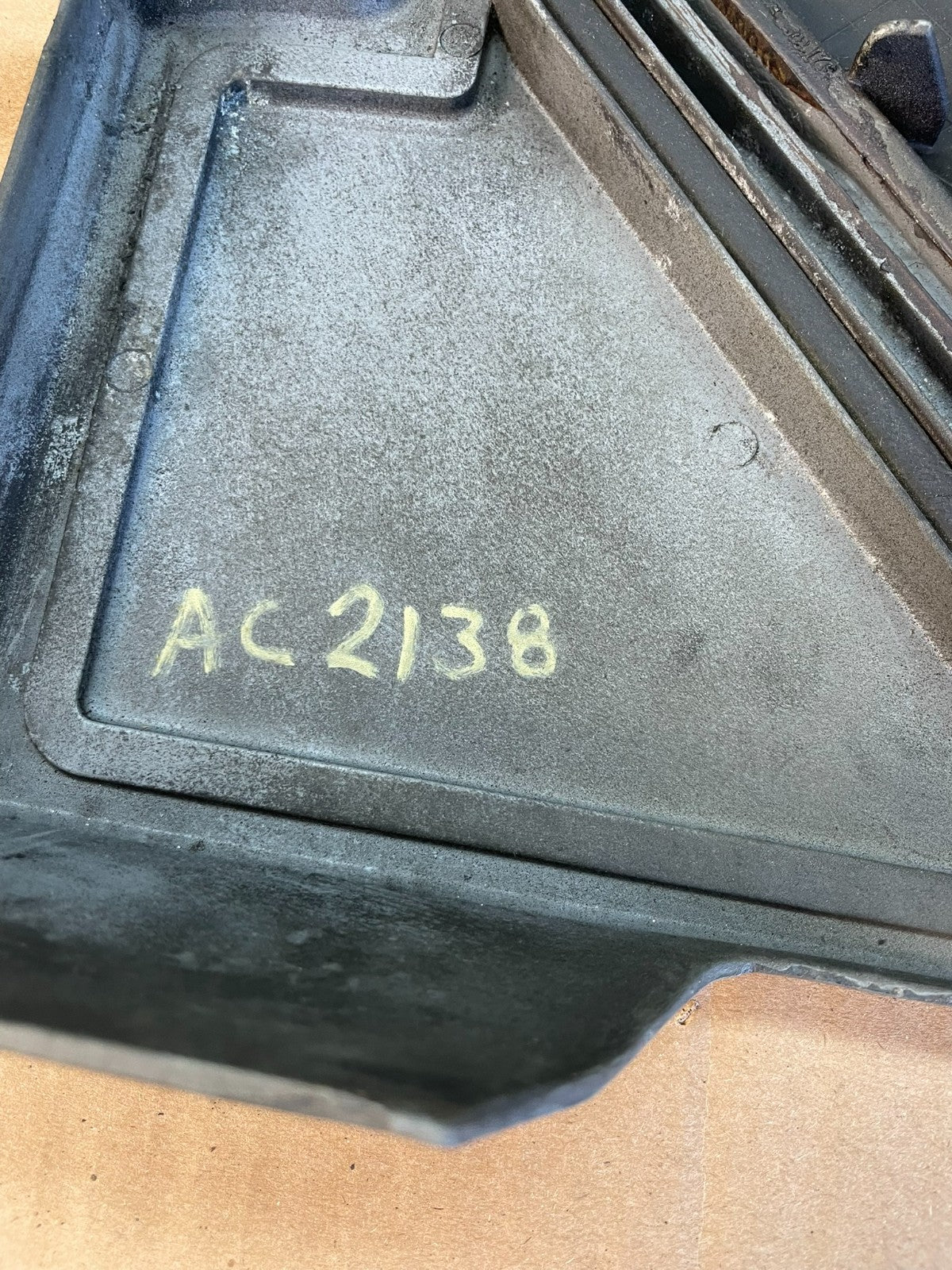 1984 Chevrolet Corvette Crossfire Injection 350 Original Air Cleaner AC21382