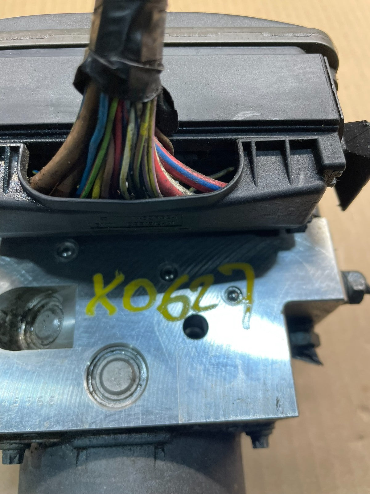 2007 to 2013 BMW X5 E70 ABS Anti-Lock Brake Pump Module OEM x0627 DG5