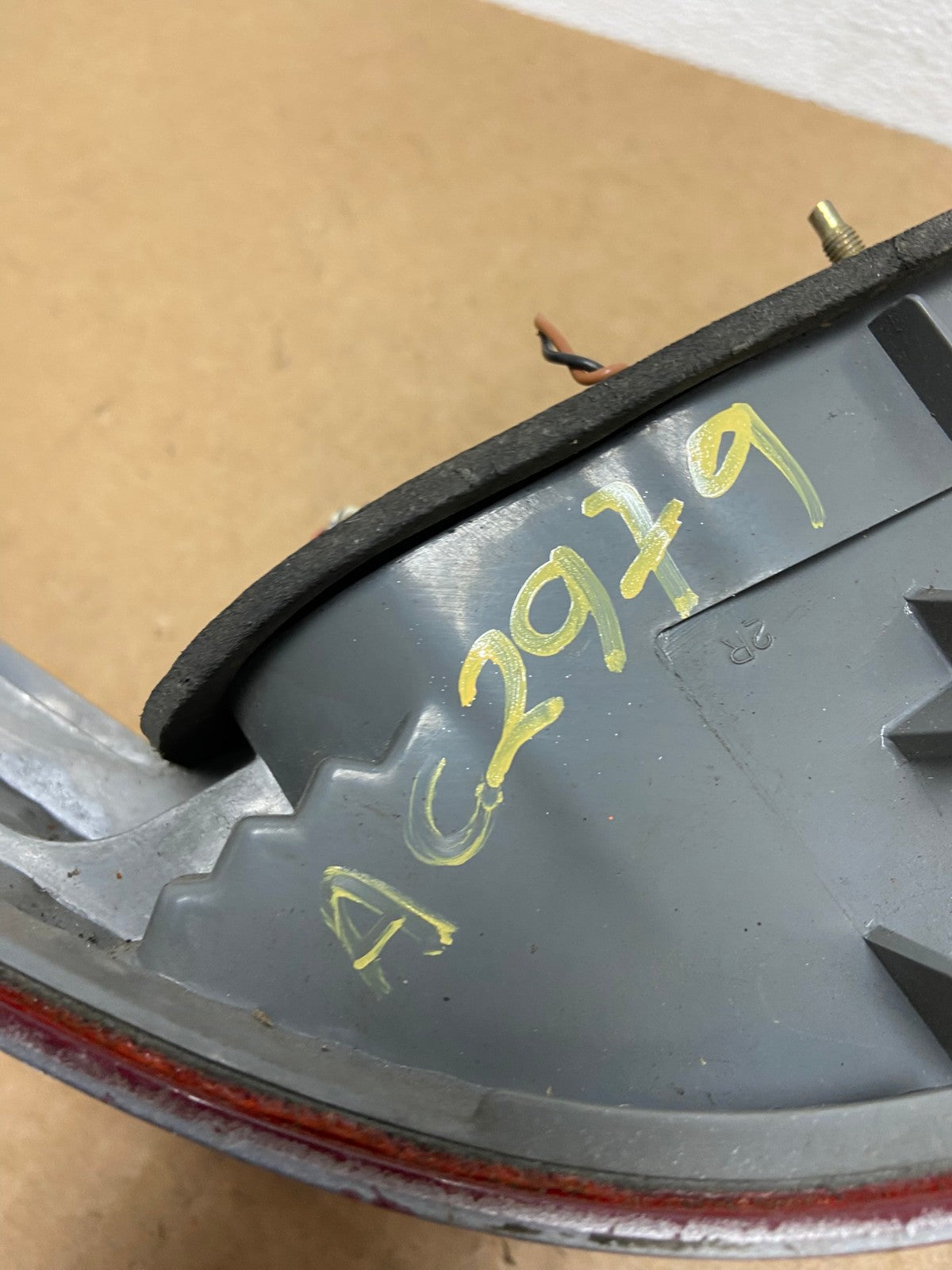 2005 Honda Accord Right Passenger Rh Side Tail Light Oem AC2979 LK6