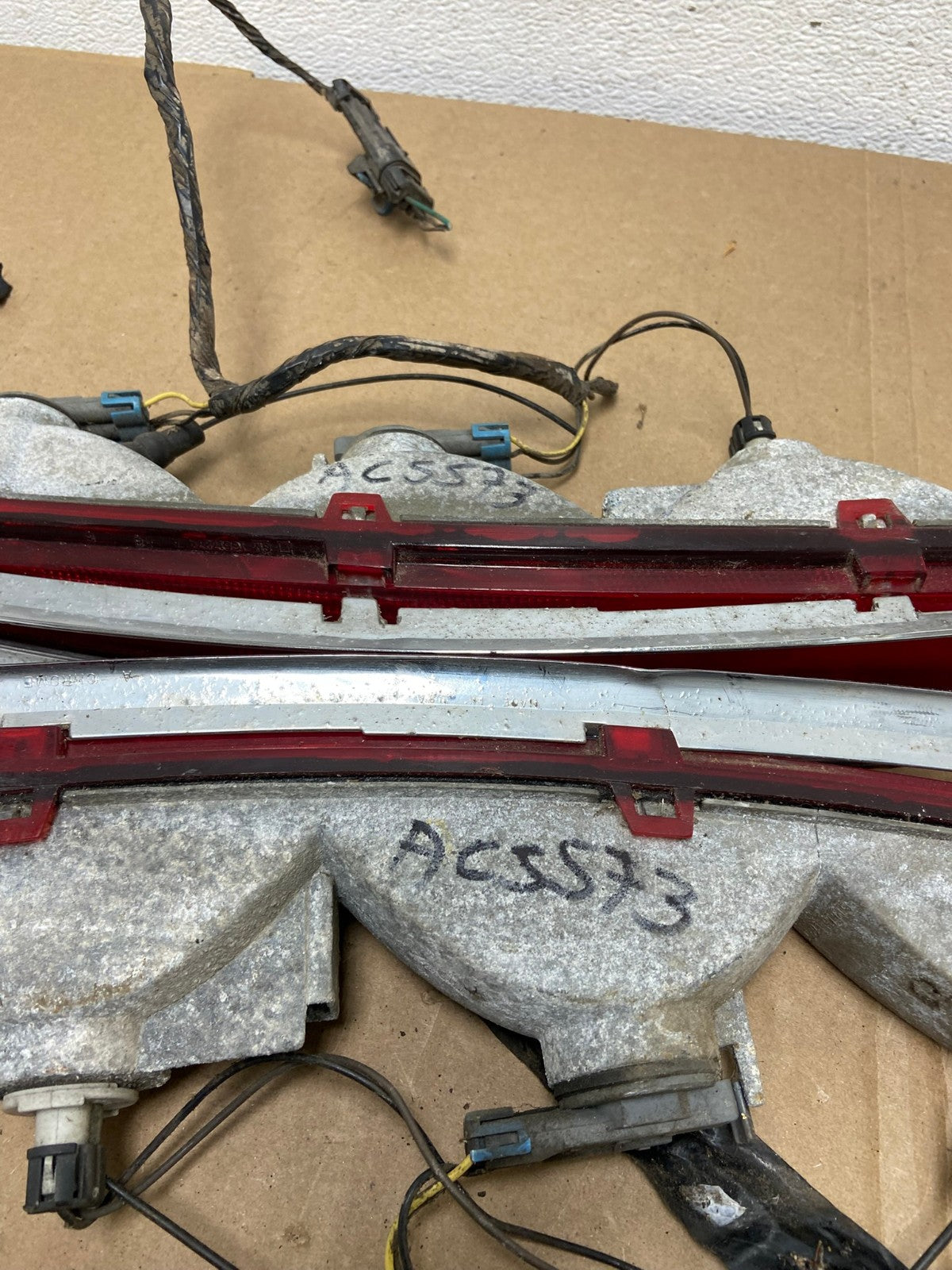 1994 to 1999 Cadillac Deville Left+Right Side Tail lights OEM AC5573 LK8