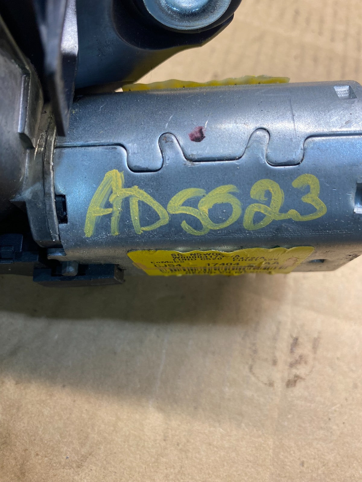 2013 to 2019 Ford Escape Rear Windshield Wiper Motor AD5023 DG6