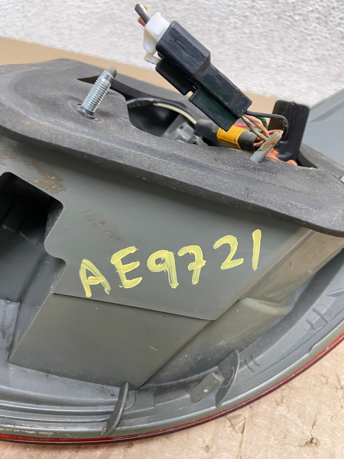 2007 to 2010 Hyundai Elantra Sedan Left Driver Side Tail Light AE9721 LK6